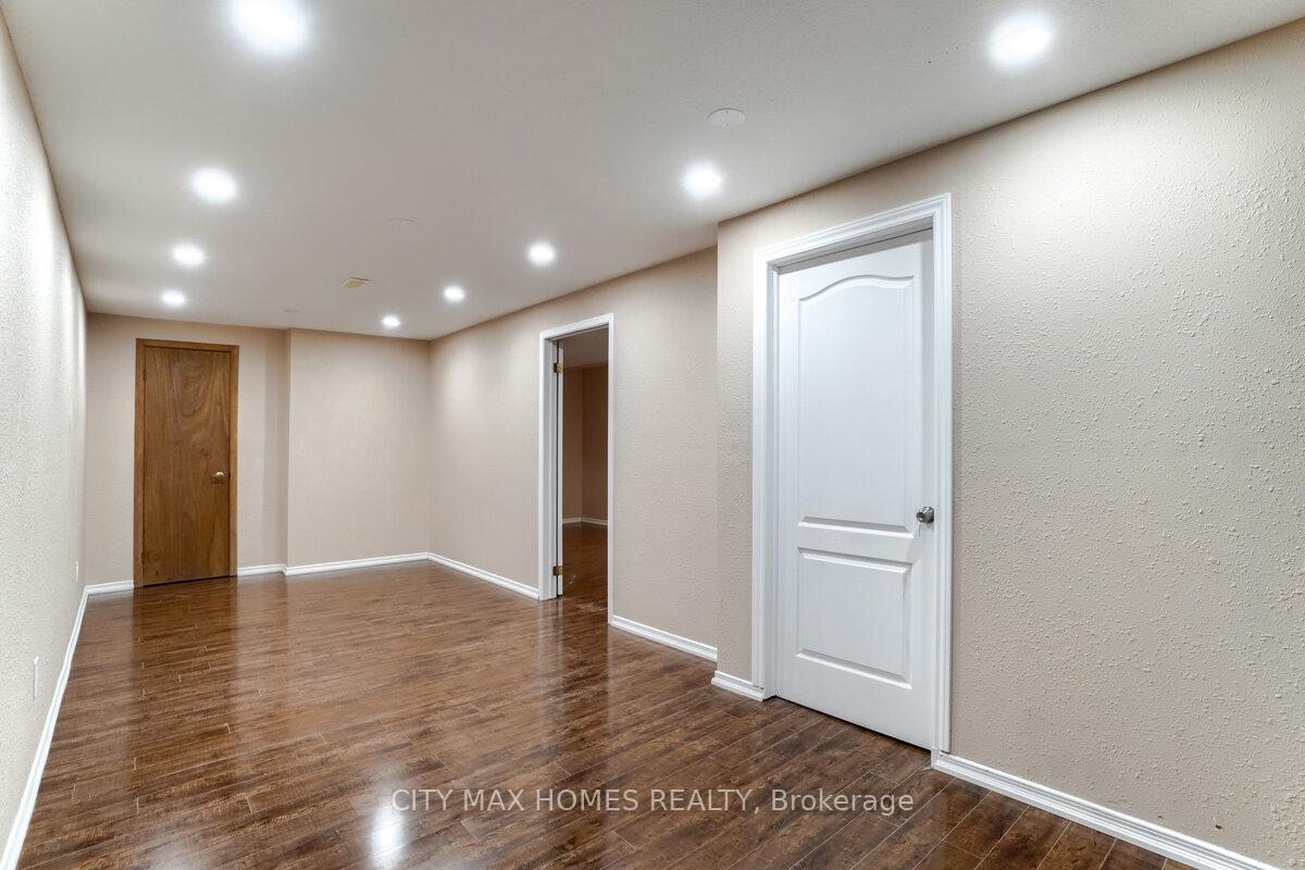 Photo 22 of 177 Ravenbury Drive, Hamilton, Randall — HOMEH