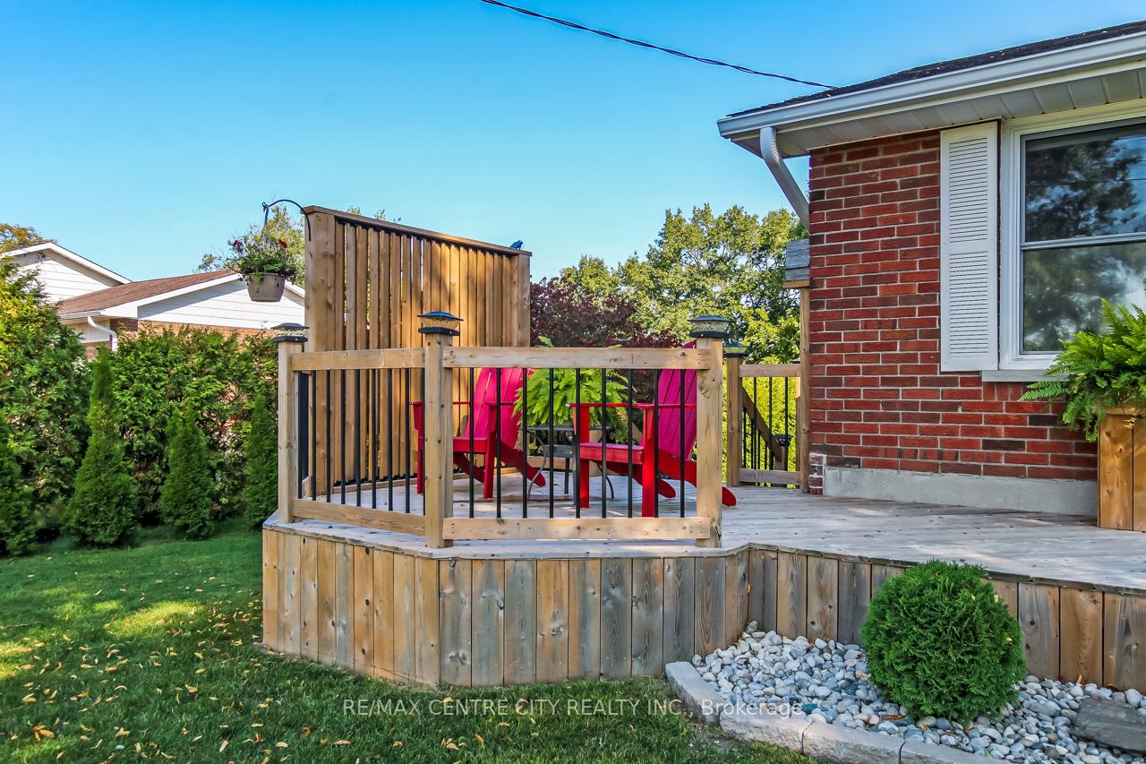 Photo 2 of 42610 Walnut Street, Central Elgin, Union — HOMEH