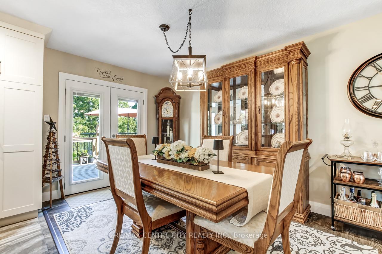 Photo 13 of 42610 Walnut Street, Central Elgin, Union — HOMEH