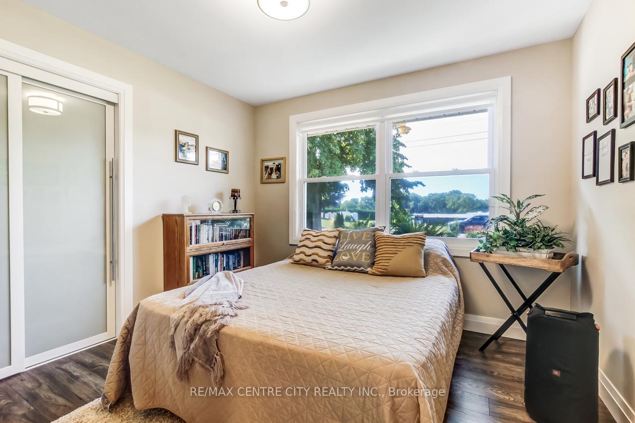 Photo 12 of 42610 Walnut Street, Central Elgin, Union — HOMEH