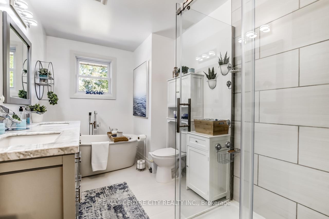 Photo 14 of 42610 Walnut Street, Central Elgin, Union — HOMEH