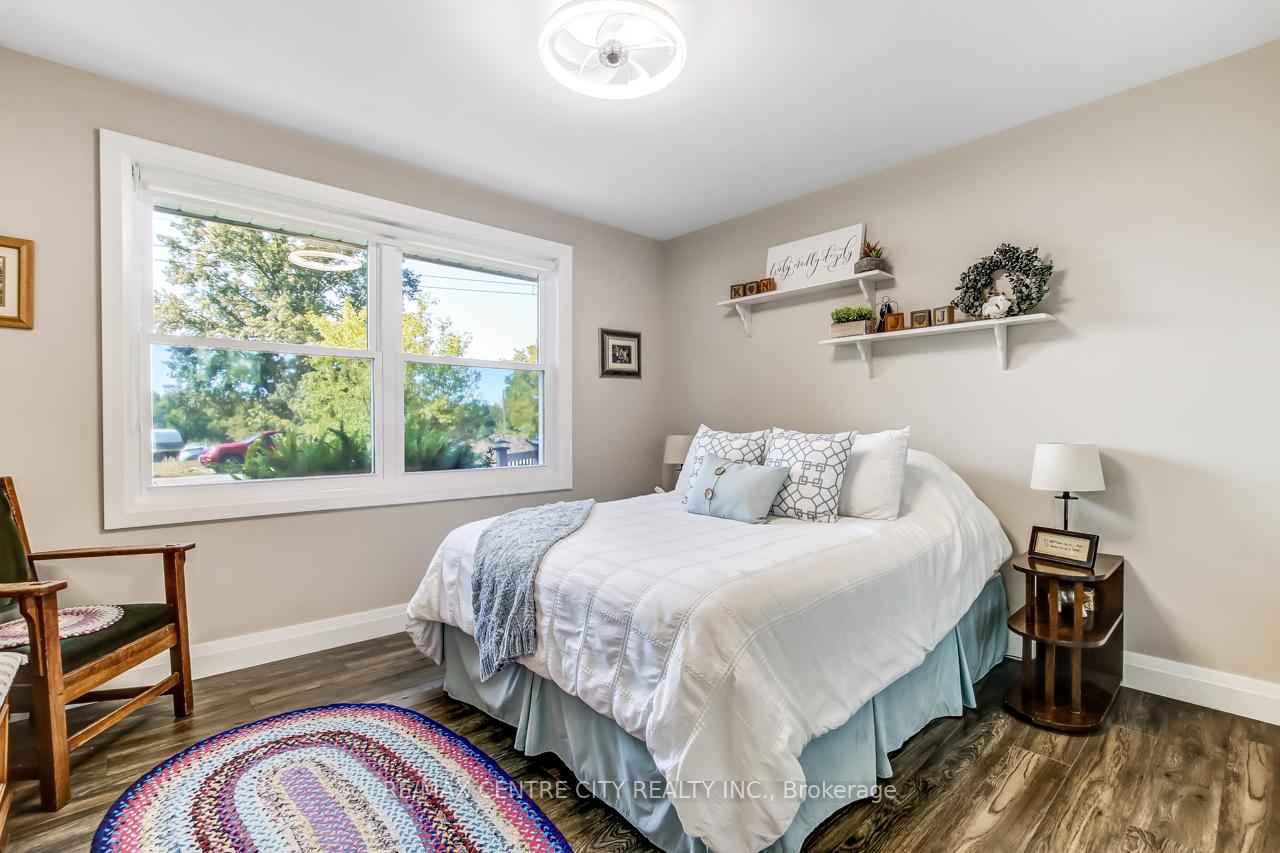 Photo 17 of 42610 Walnut Street, Central Elgin, Union — HOMEH