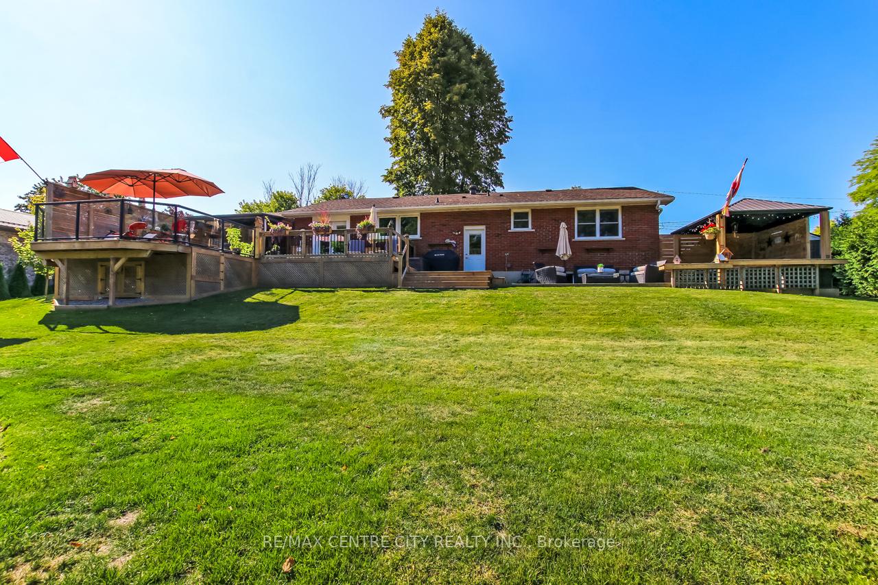 Photo 27 of 42610 Walnut Street, Central Elgin, Union — HOMEH