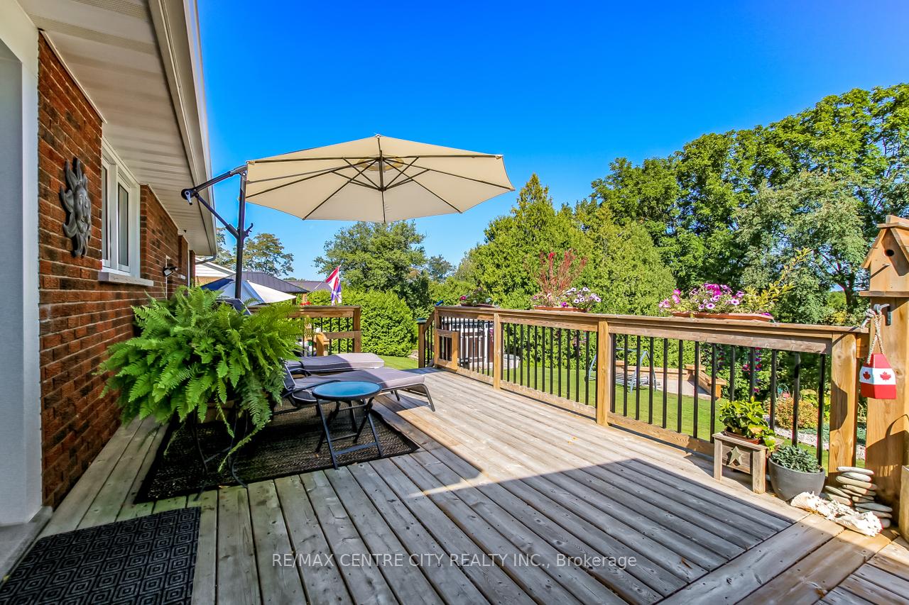 Photo 31 of 42610 Walnut Street, Central Elgin, Union — HOMEH