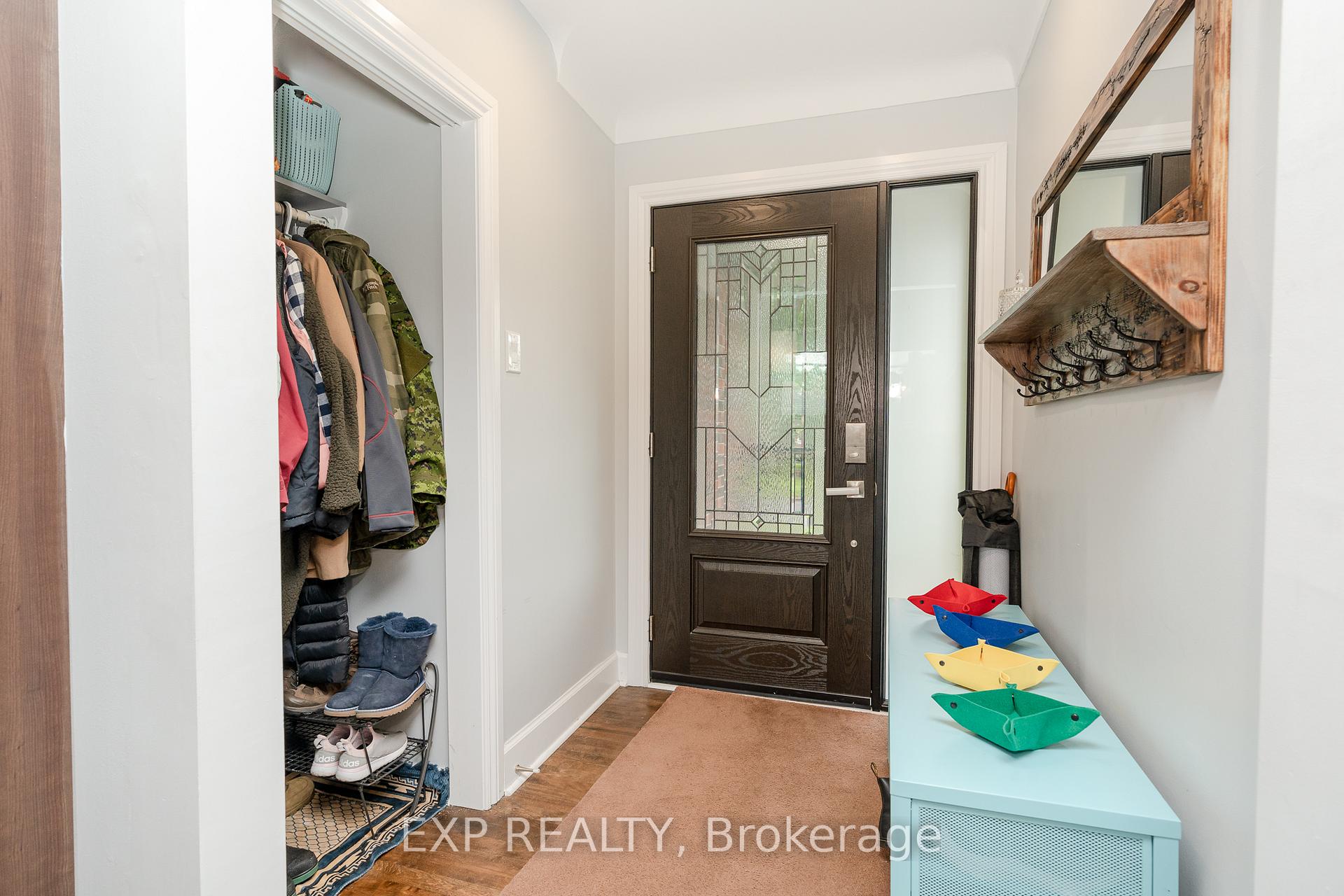 Photo 4 of 774 Cork Street, Ottawa, Elmvale Acres — HOMEH