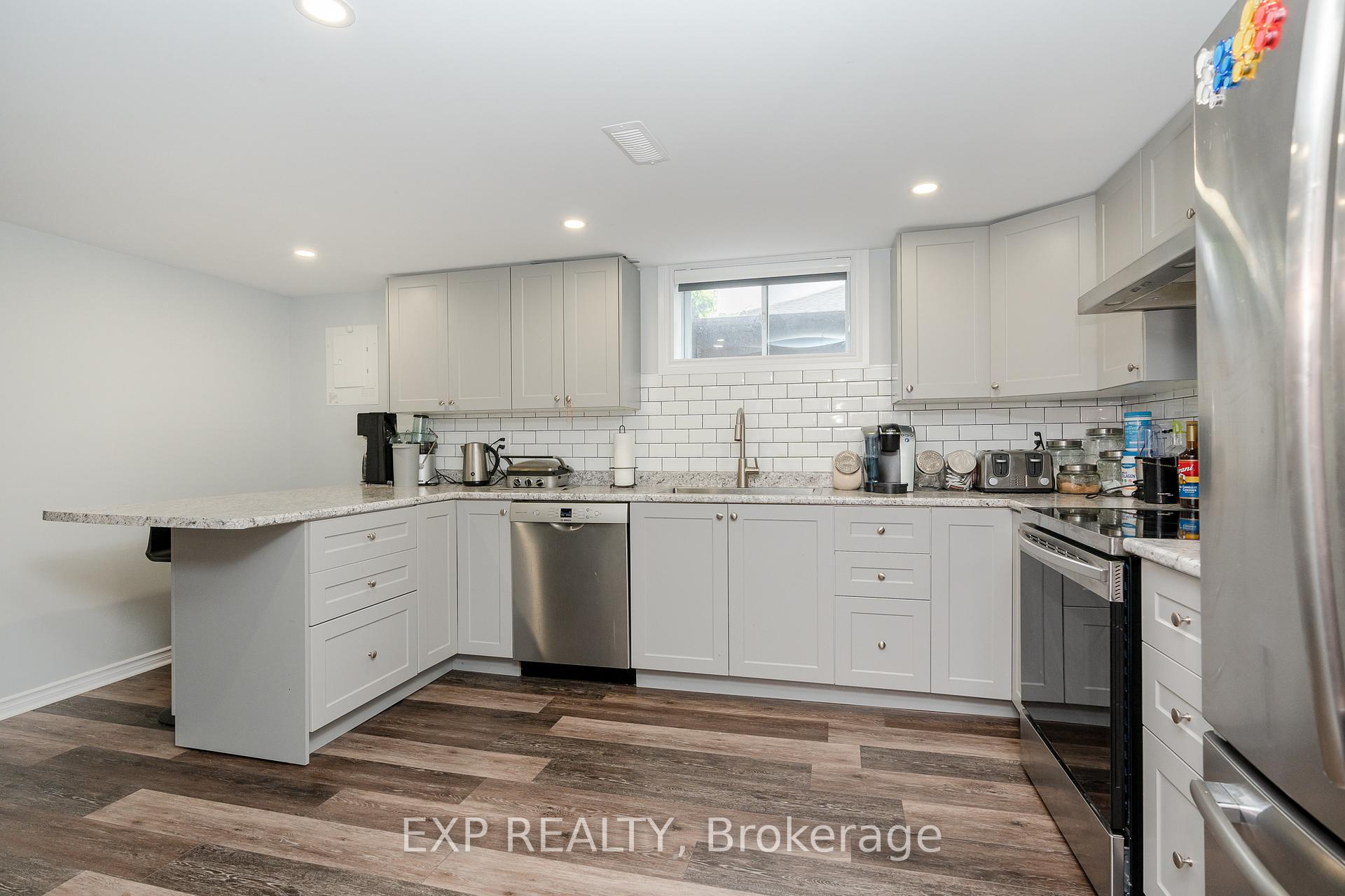 Photo 26 of 774 Cork Street, Ottawa, Elmvale Acres — HOMEH