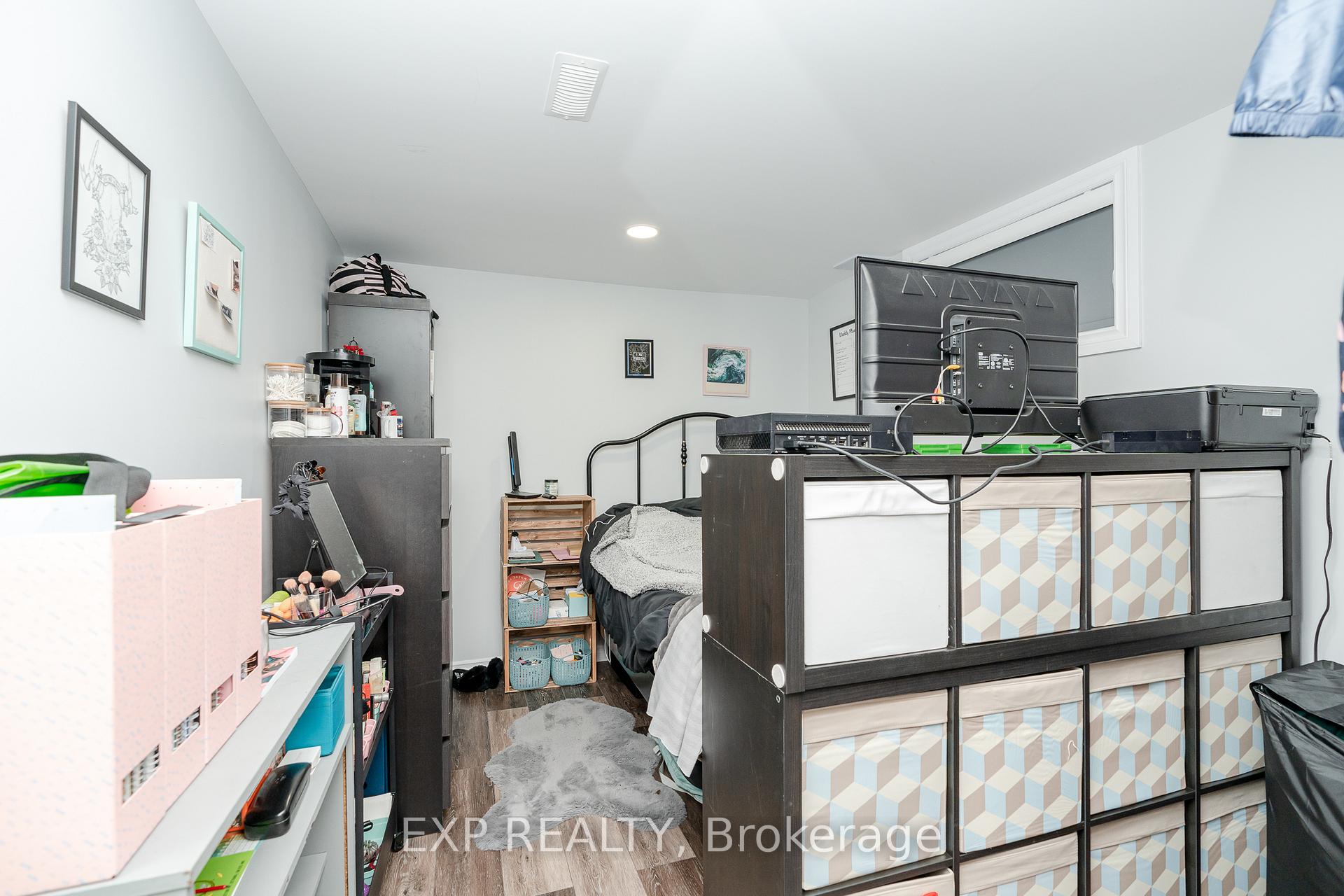 Photo 28 of 774 Cork Street, Ottawa, Elmvale Acres — HOMEH