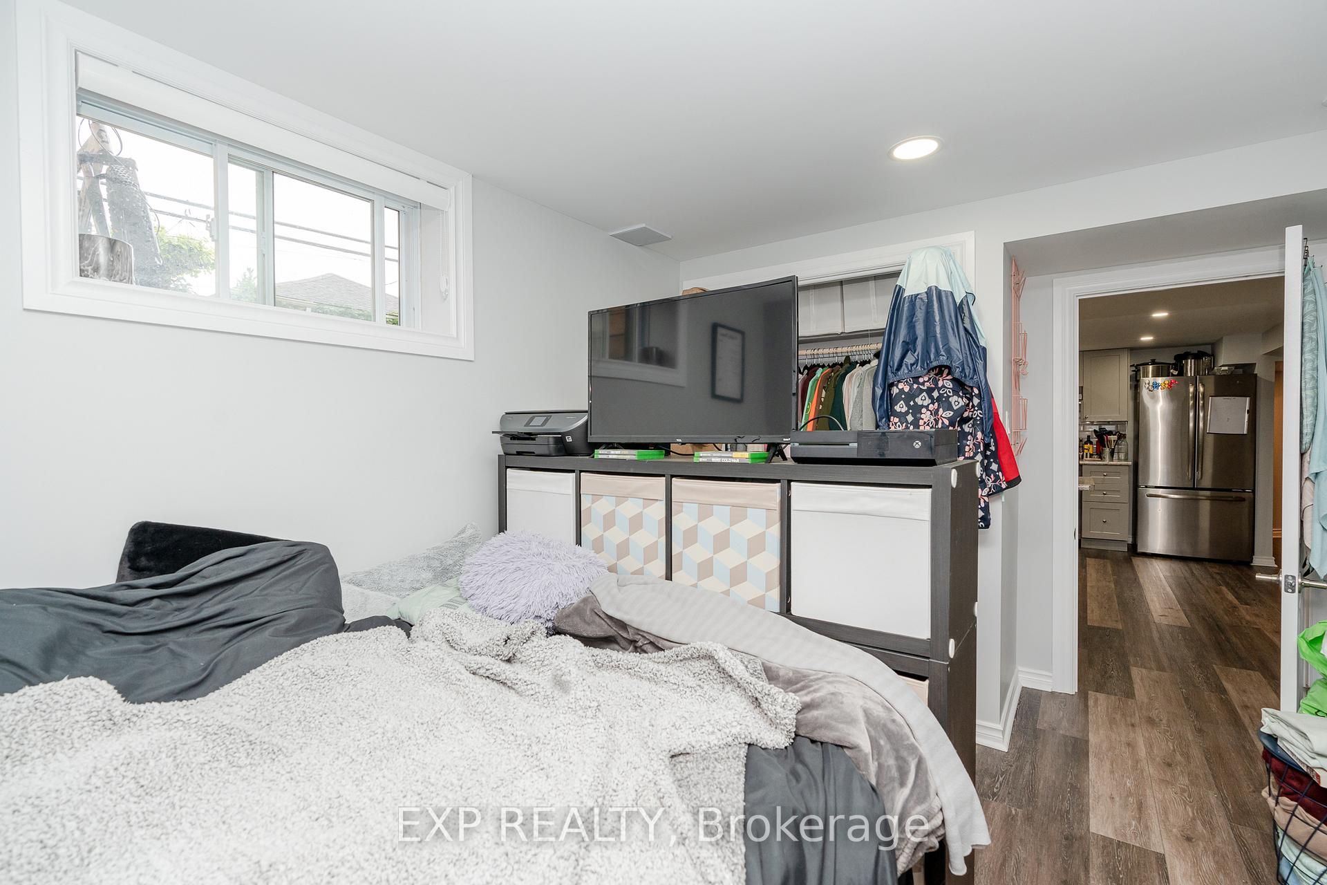 Photo 27 of 774 Cork Street, Ottawa, Elmvale Acres — HOMEH