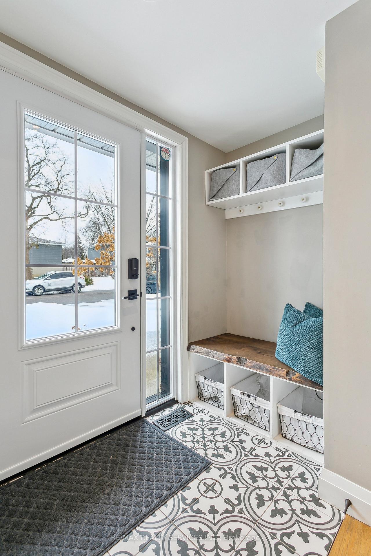Photo 4 of 8 Derwent Avenue, Brampton, Brampton East — HOMEH