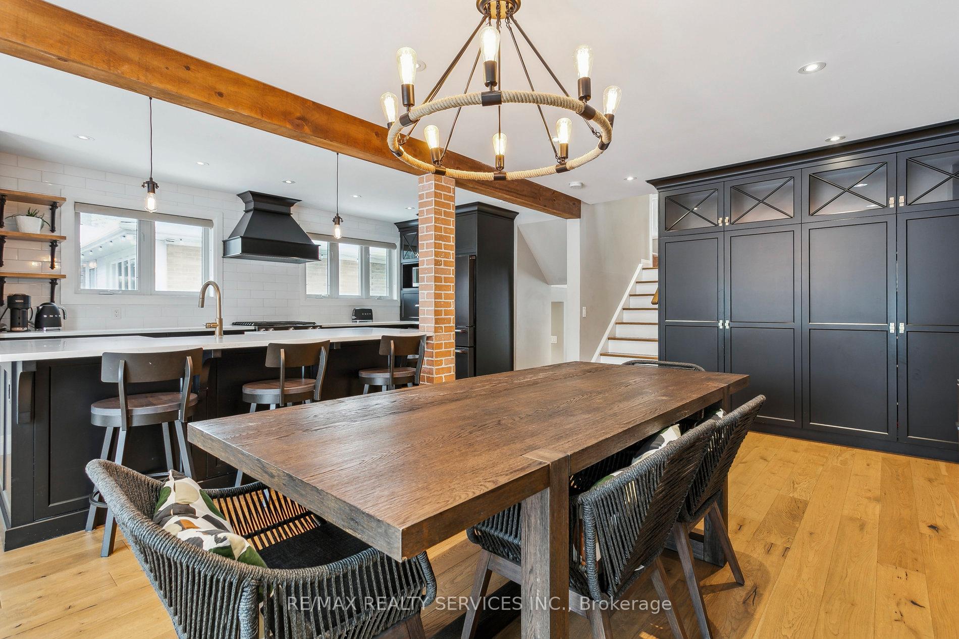 Photo 8 of 8 Derwent Avenue, Brampton, Brampton East — HOMEH