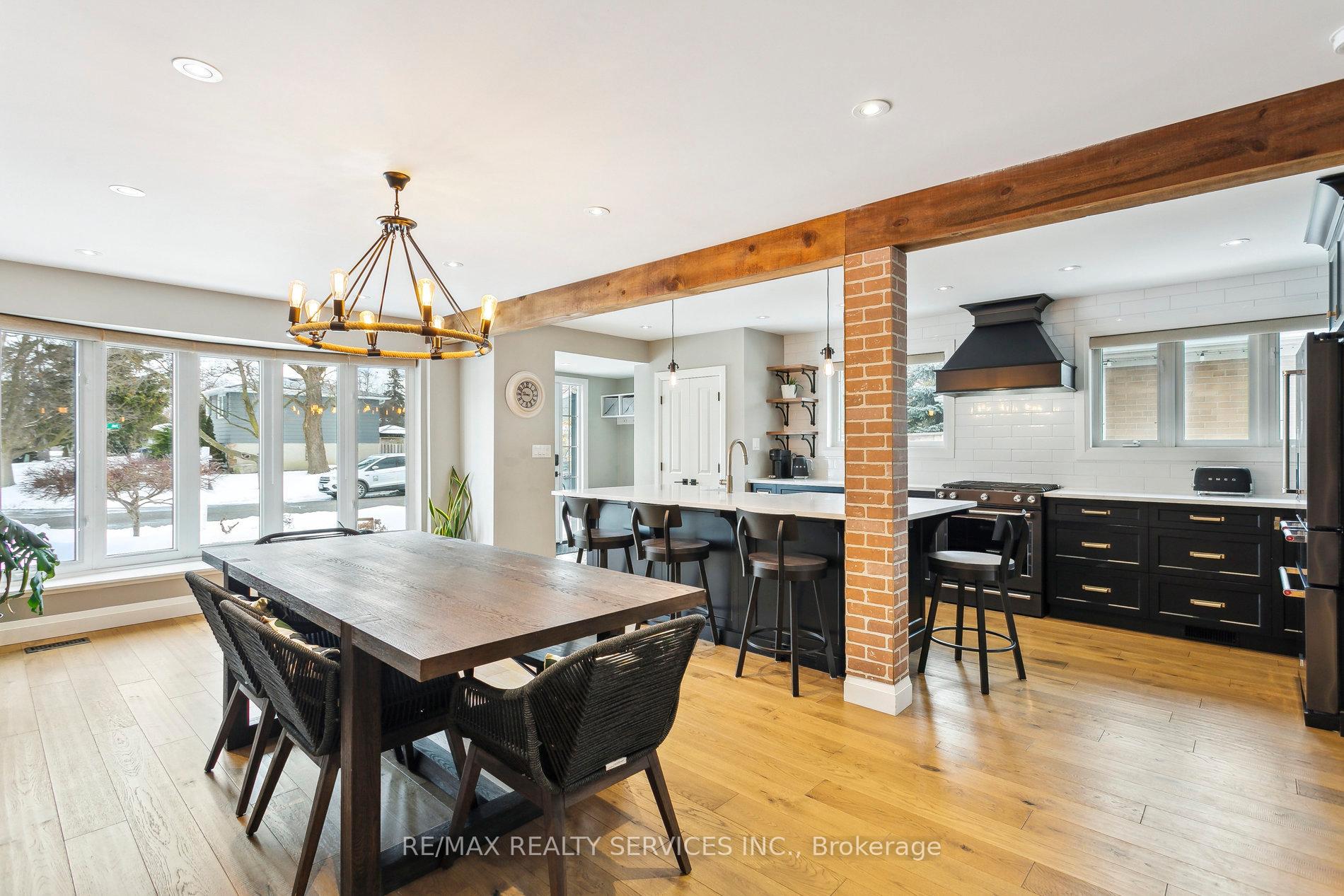 Photo 10 of 8 Derwent Avenue, Brampton, Brampton East — HOMEH