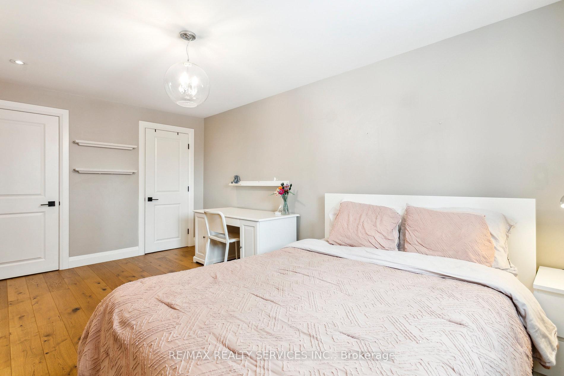 Photo 15 of 8 Derwent Avenue, Brampton, Brampton East — HOMEH