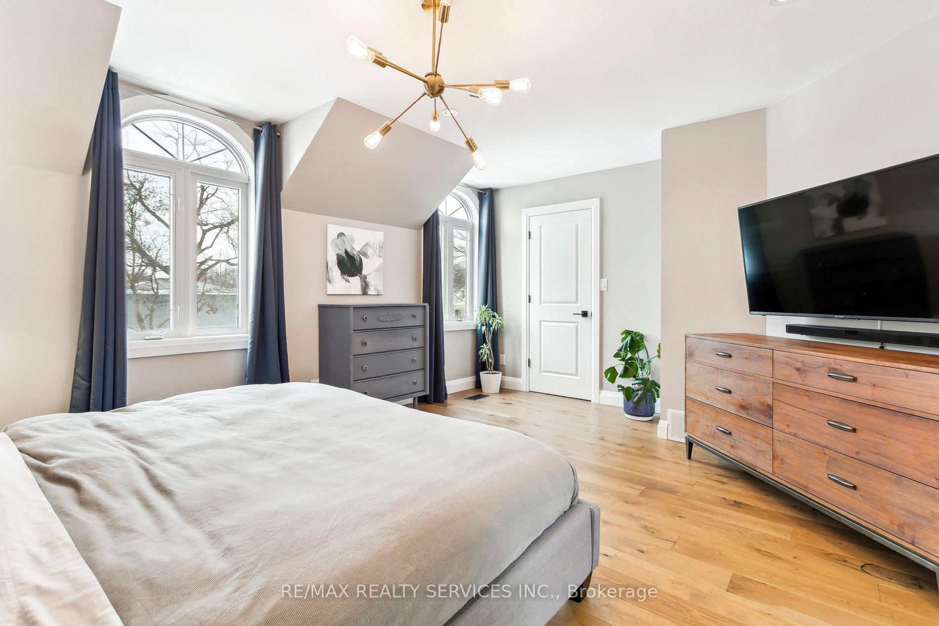 Photo 22 of 8 Derwent Avenue, Brampton, Brampton East — HOMEH