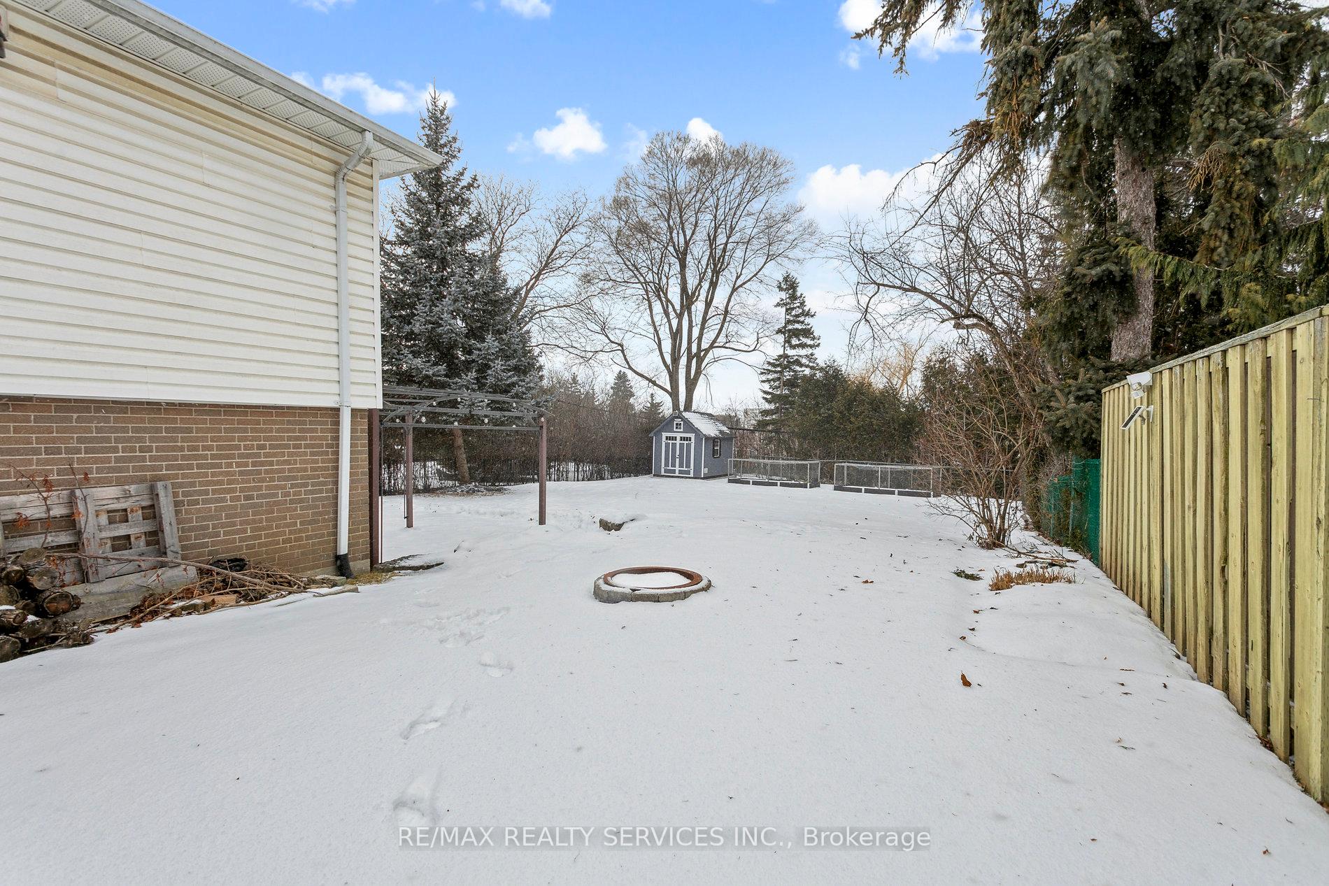 Photo 37 of 8 Derwent Avenue, Brampton, Brampton East — HOMEH
