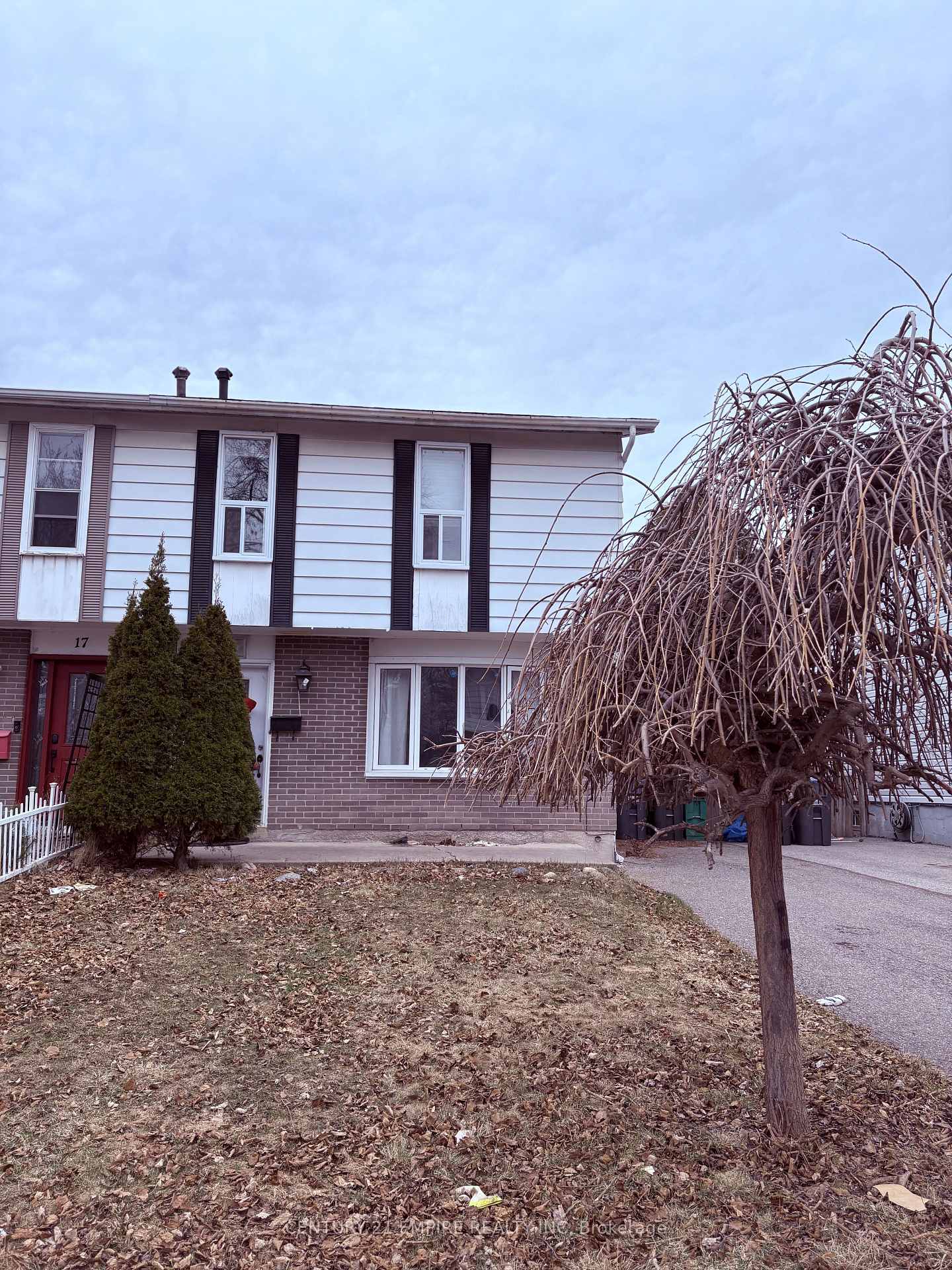 Photo 1 of 19 Bramhall Circle, Brampton, Madoc — HOMEH