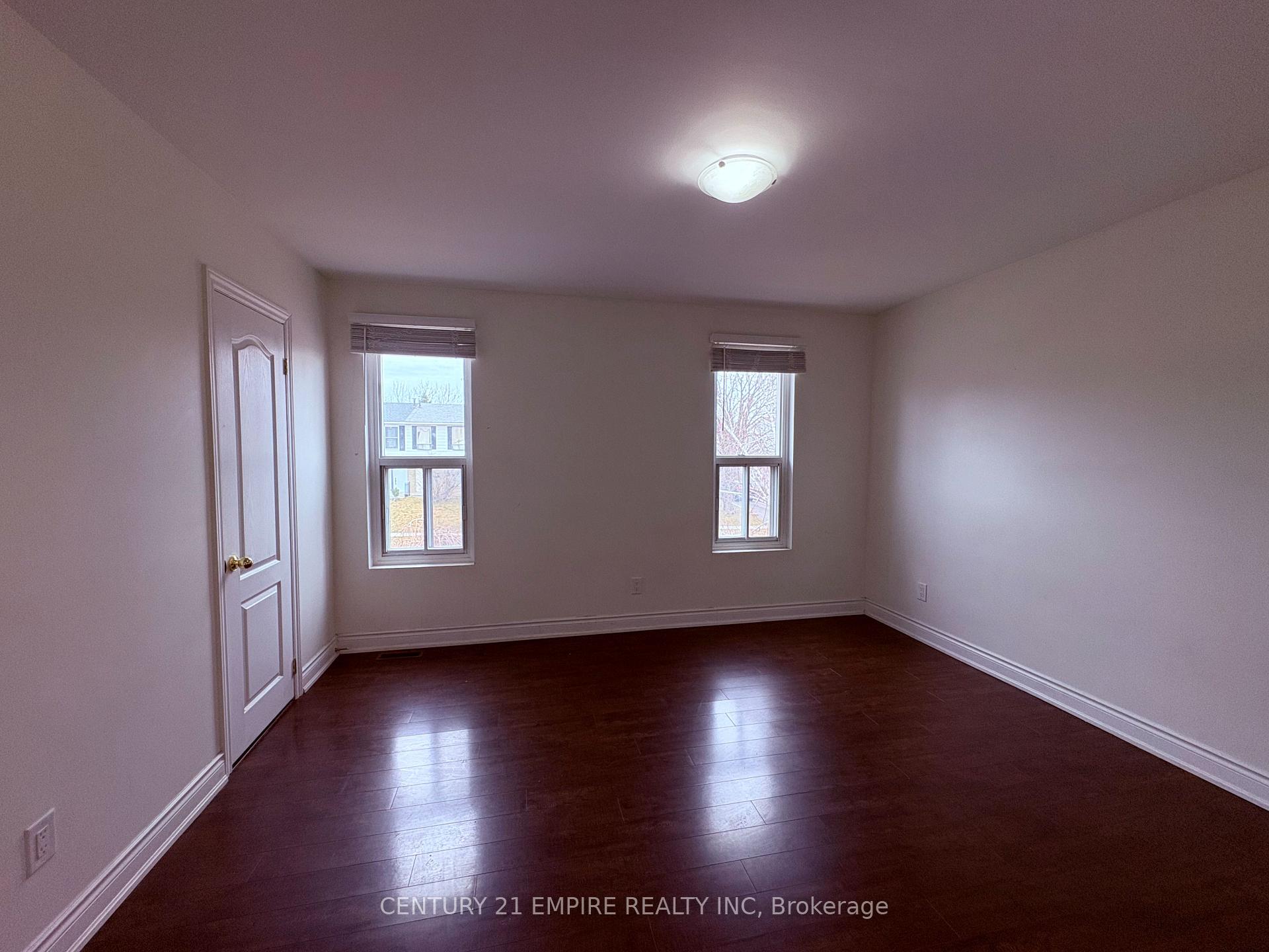 Photo 10 of 19 Bramhall Circle, Brampton, Madoc — HOMEH