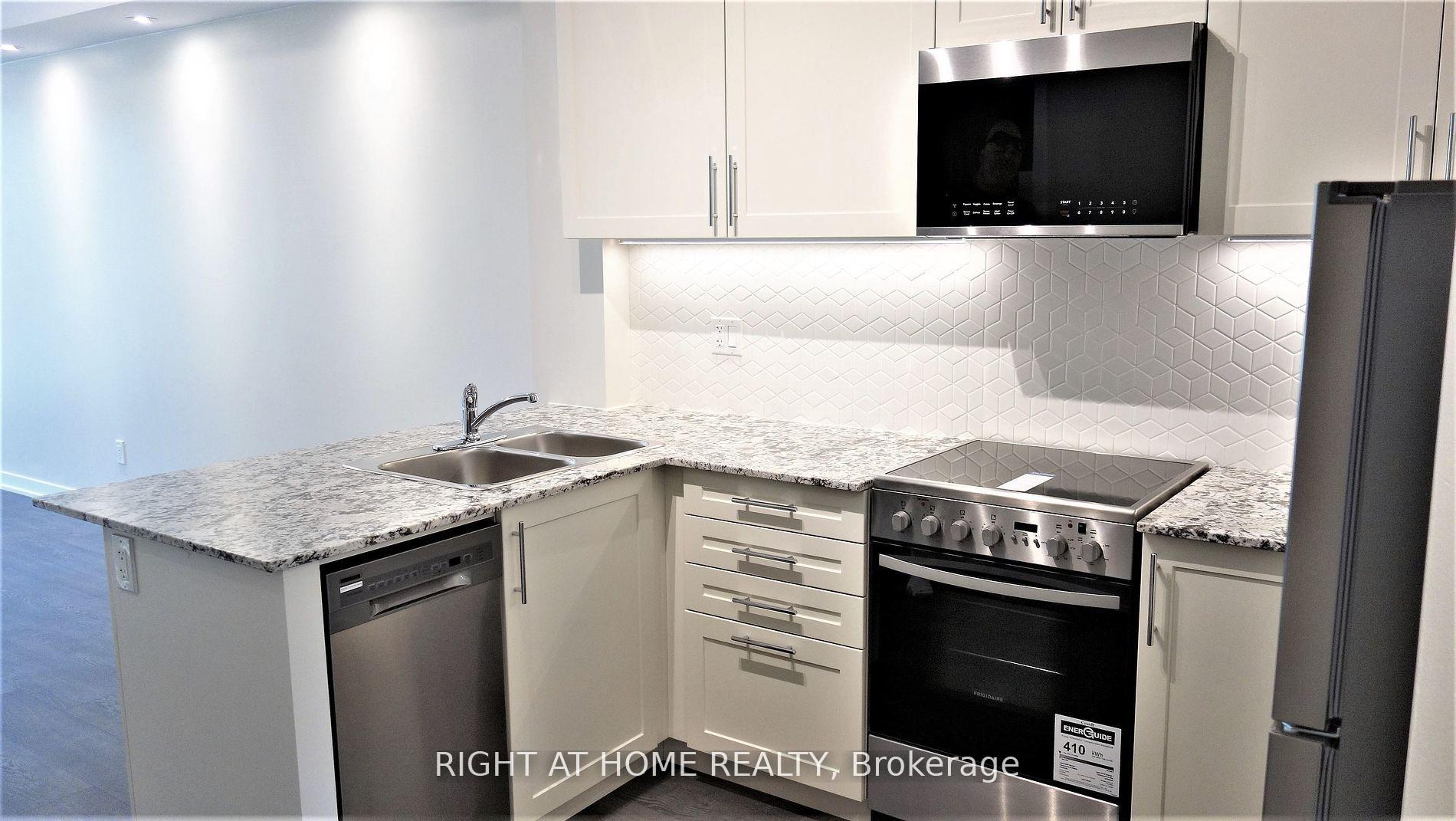 Photo 10 of Unit 5, 14 Marquette Avenue, Toronto, Englemount-Lawrence — HOMEH