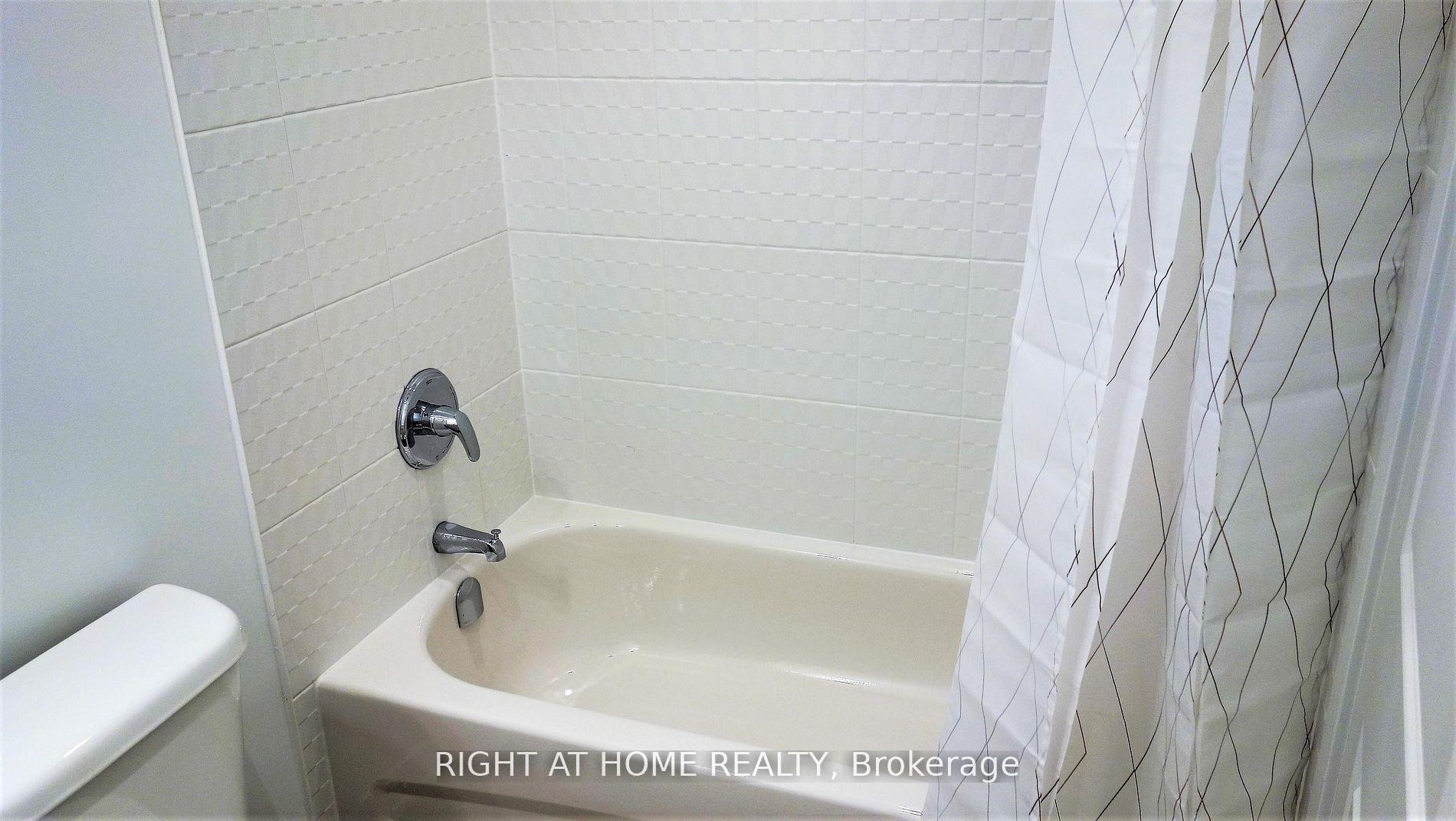 Photo 11 of Unit 5, 14 Marquette Avenue, Toronto, Englemount-Lawrence — HOMEH