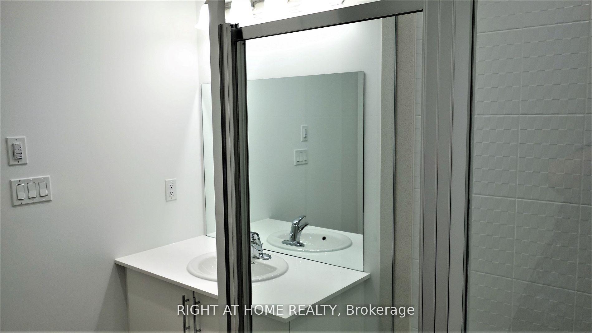 Photo 14 of Unit 5, 14 Marquette Avenue, Toronto, Englemount-Lawrence — HOMEH