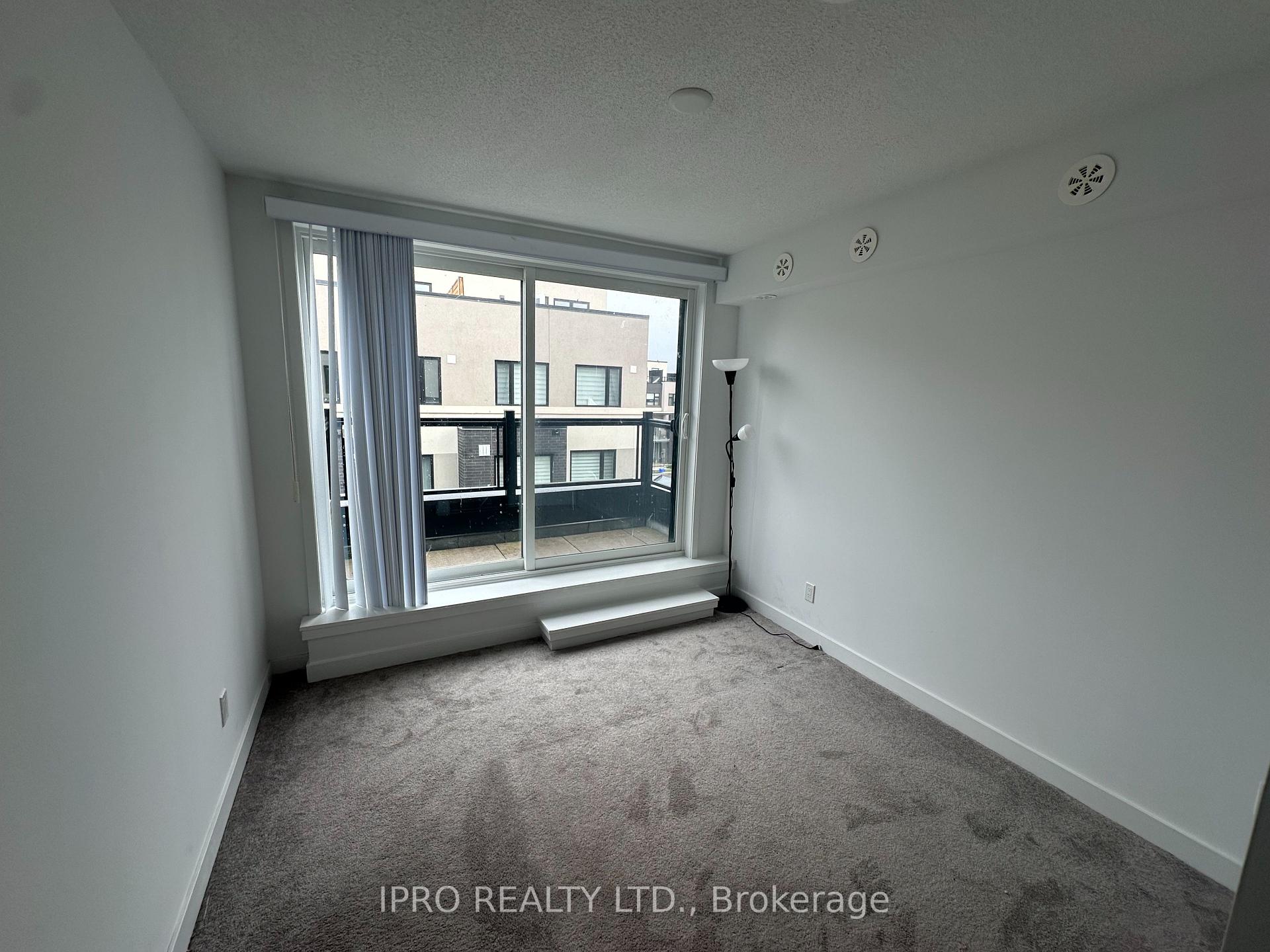 Photo 13 of 1139 Cooke Boulevard N, Burlington, LaSalle — HOMEH