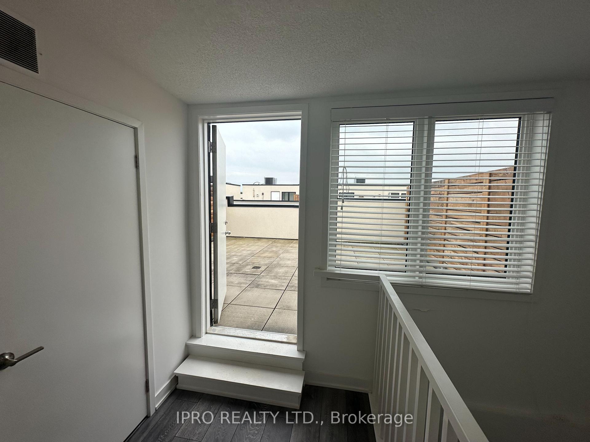 Photo 16 of 1139 Cooke Boulevard N, Burlington, LaSalle — HOMEH