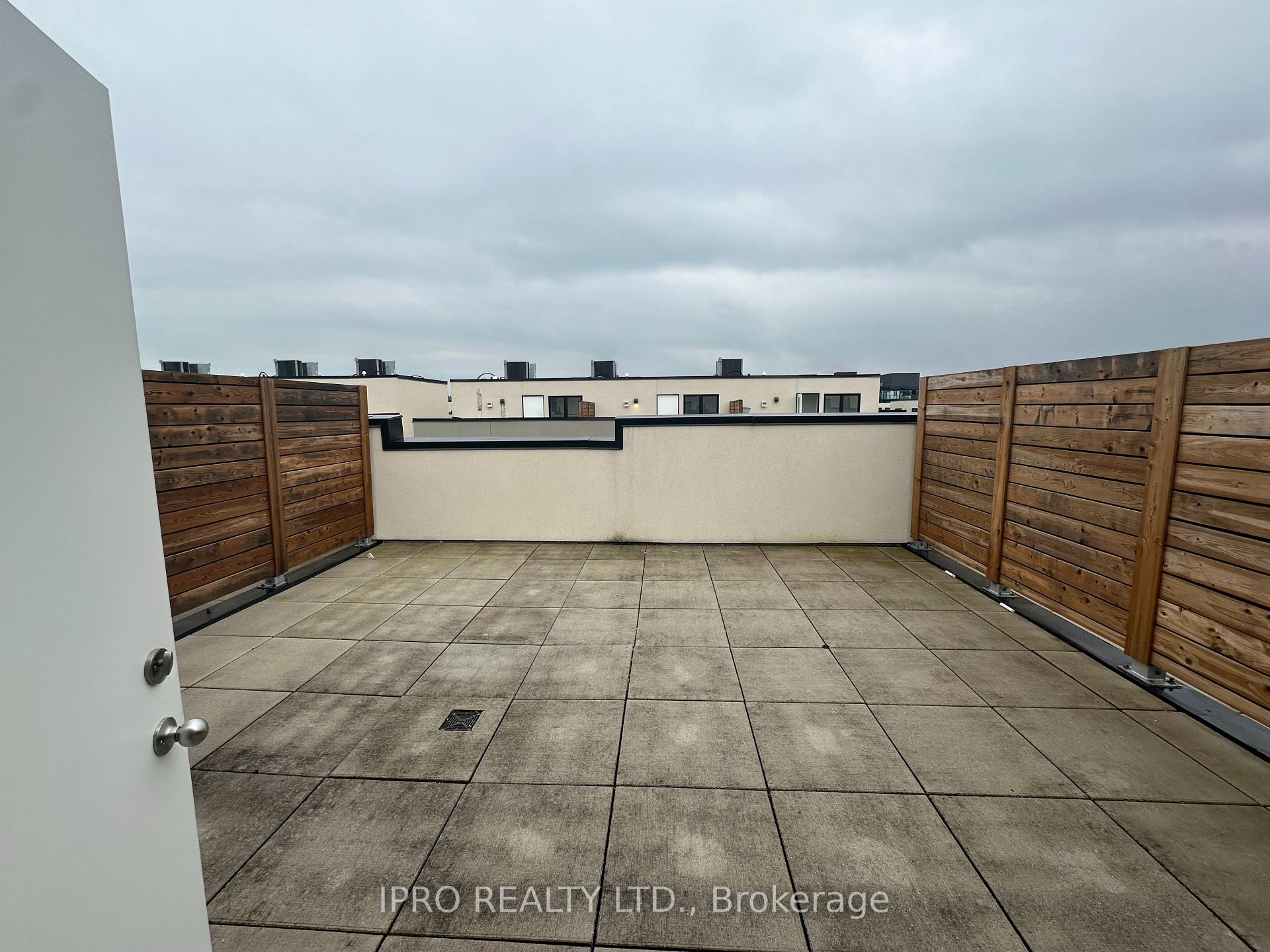 Photo 17 of 1139 Cooke Boulevard N, Burlington, LaSalle — HOMEH