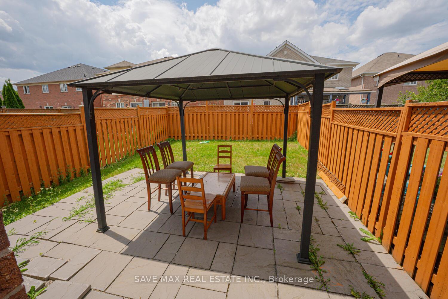 Photo 19 of 14 Seed Court N, Brampton, Fletcher's Creek Village — HOMEH