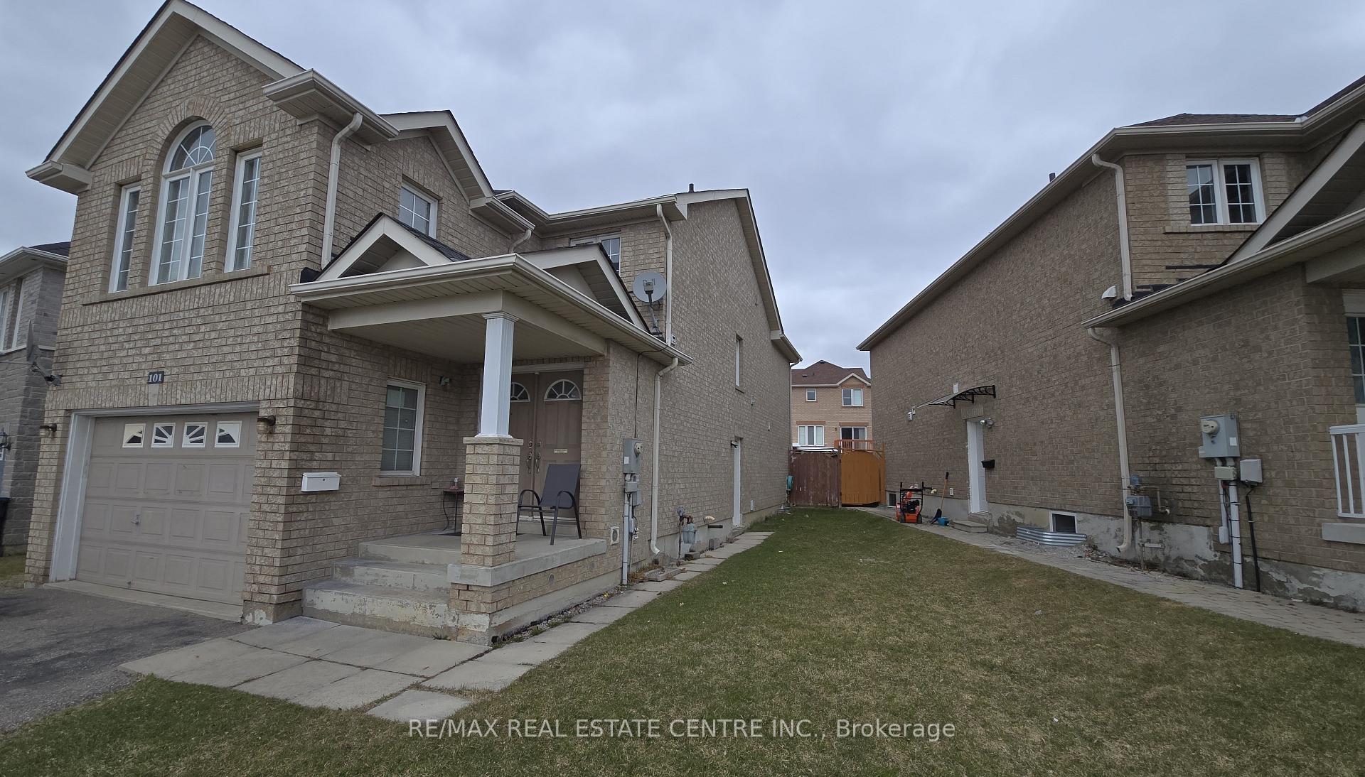 Photo 2 of 101 Rollingwood Drive, Brampton, Fletcher's Creek South — HOMEH