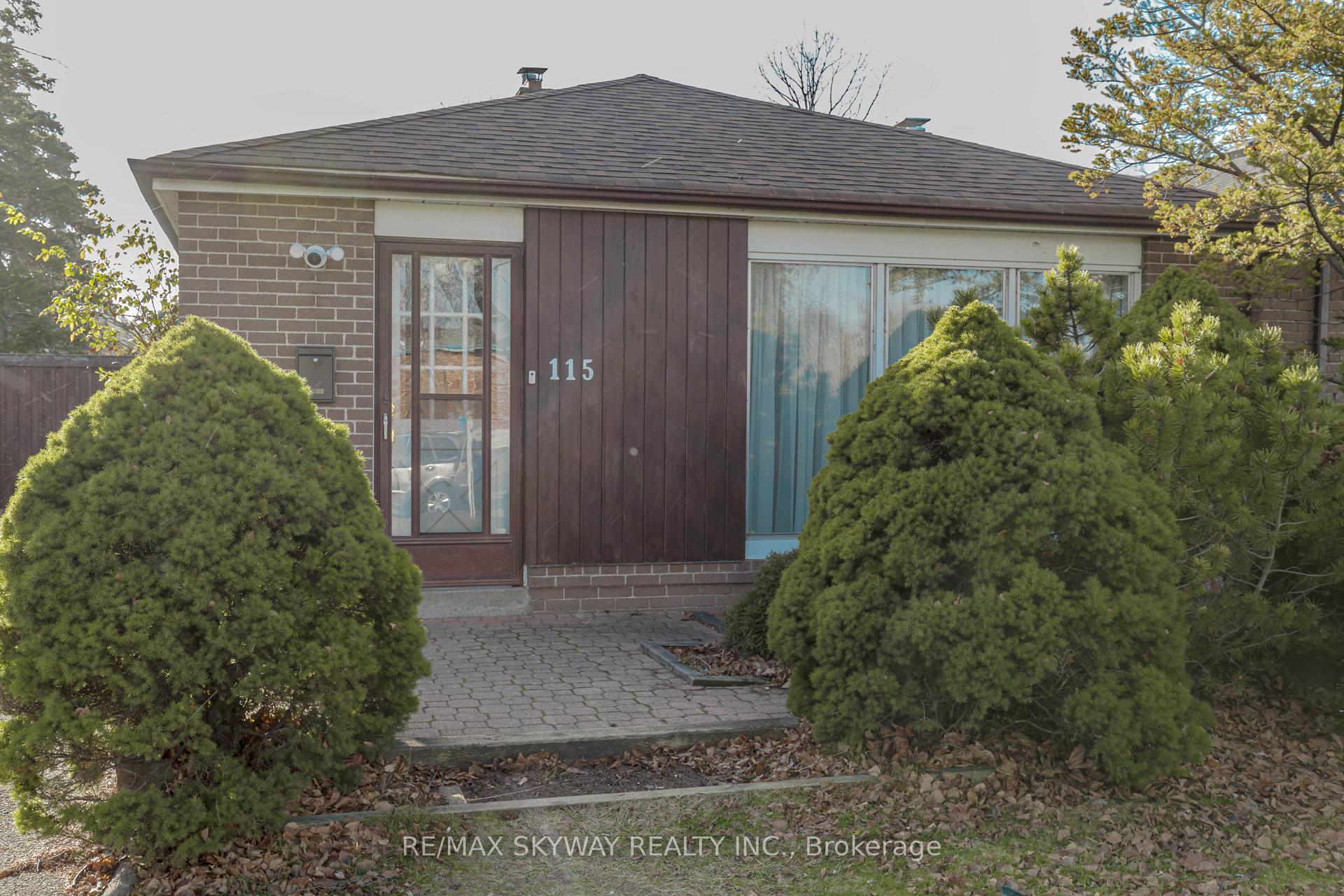 Photo 2 of 115 Aloma Crescent W, Brampton, Avondale — HOMEH