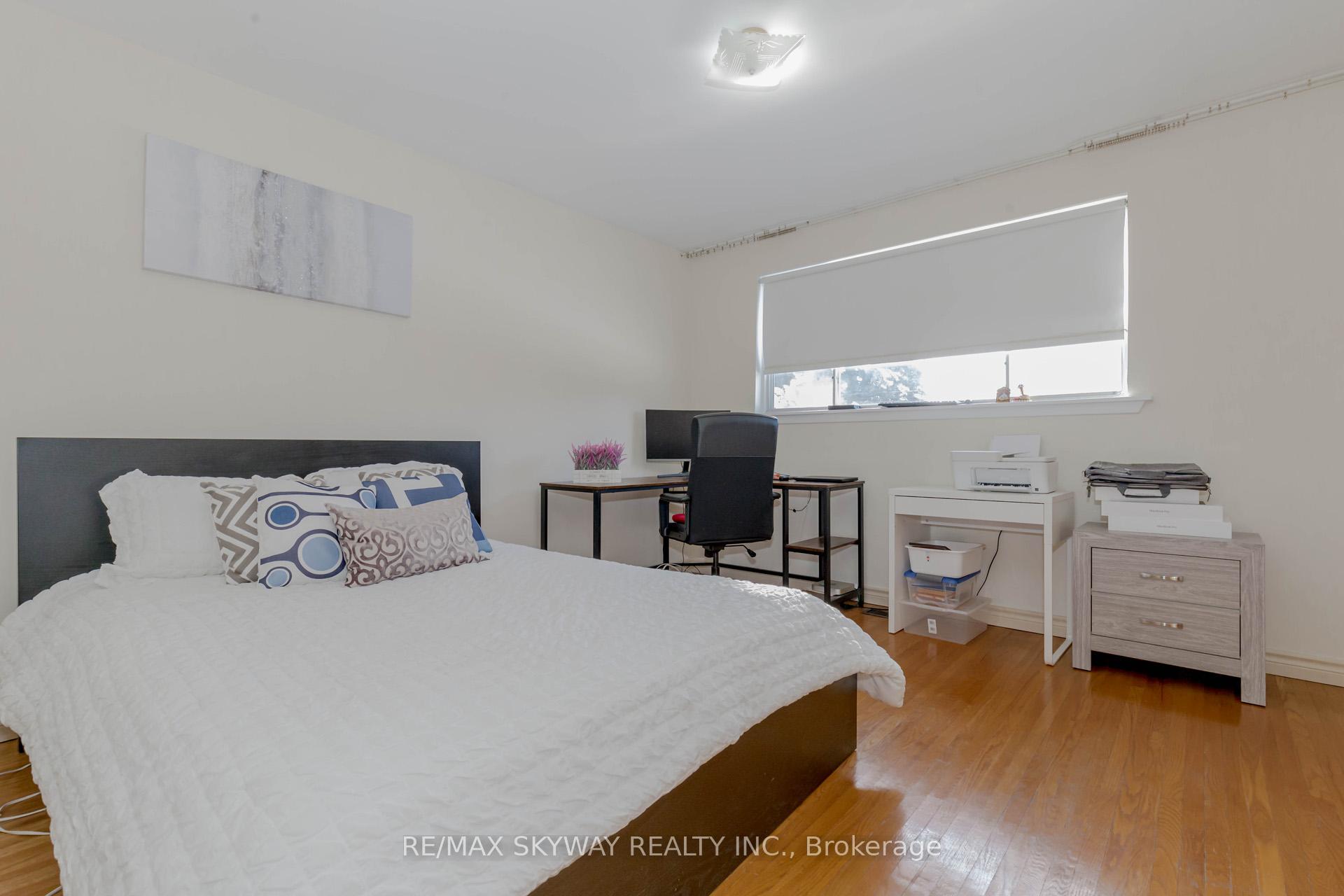 Photo 18 of 115 Aloma Crescent W, Brampton, Avondale — HOMEH