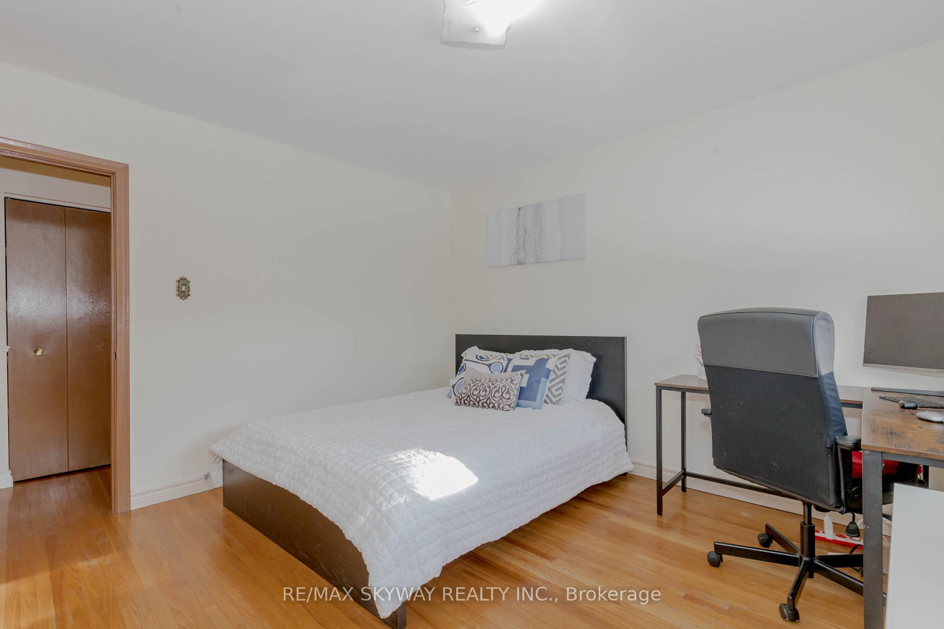 Photo 19 of 115 Aloma Crescent W, Brampton, Avondale — HOMEH