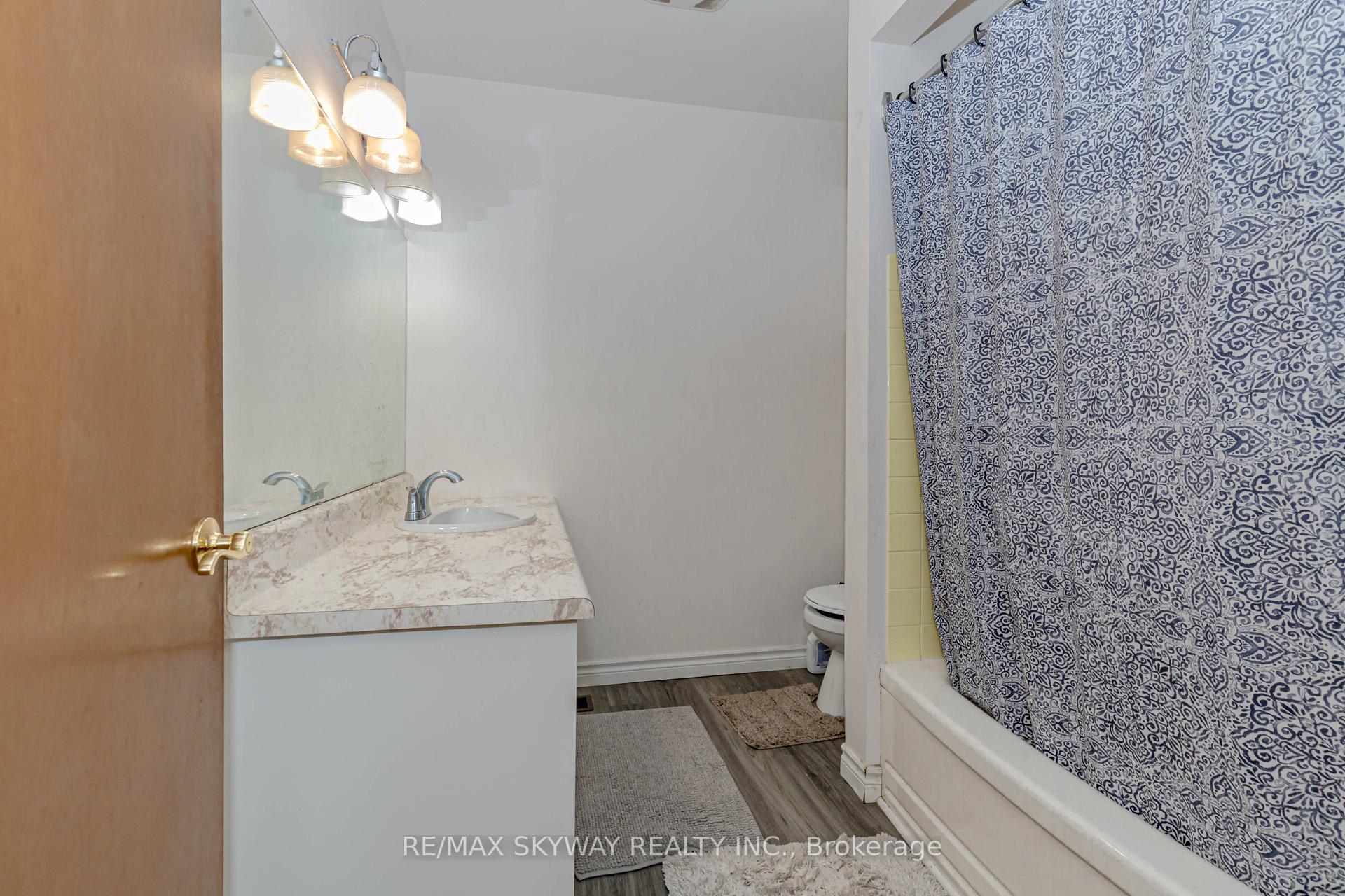 Photo 25 of 115 Aloma Crescent W, Brampton, Avondale — HOMEH