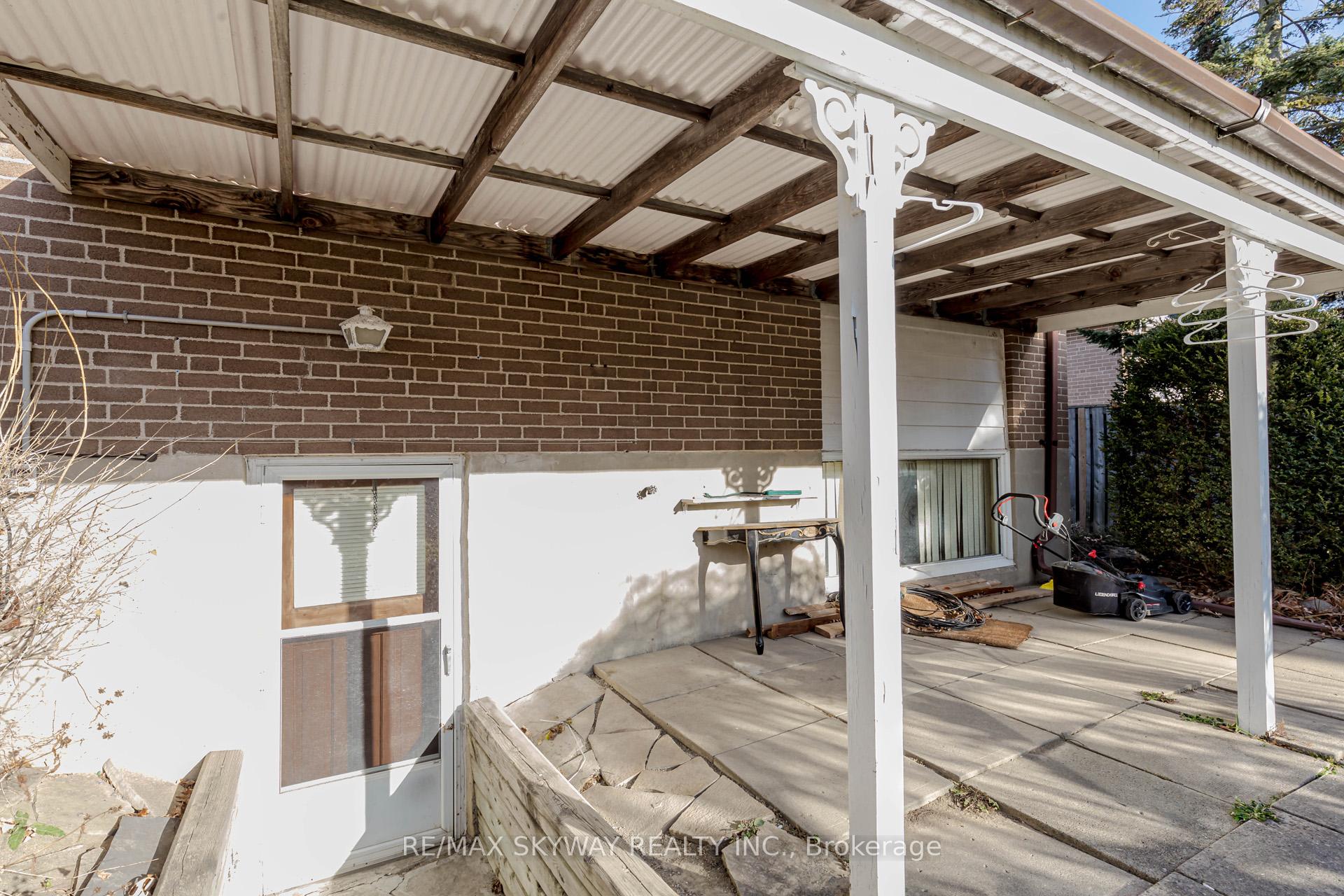 Photo 29 of 115 Aloma Crescent W, Brampton, Avondale — HOMEH