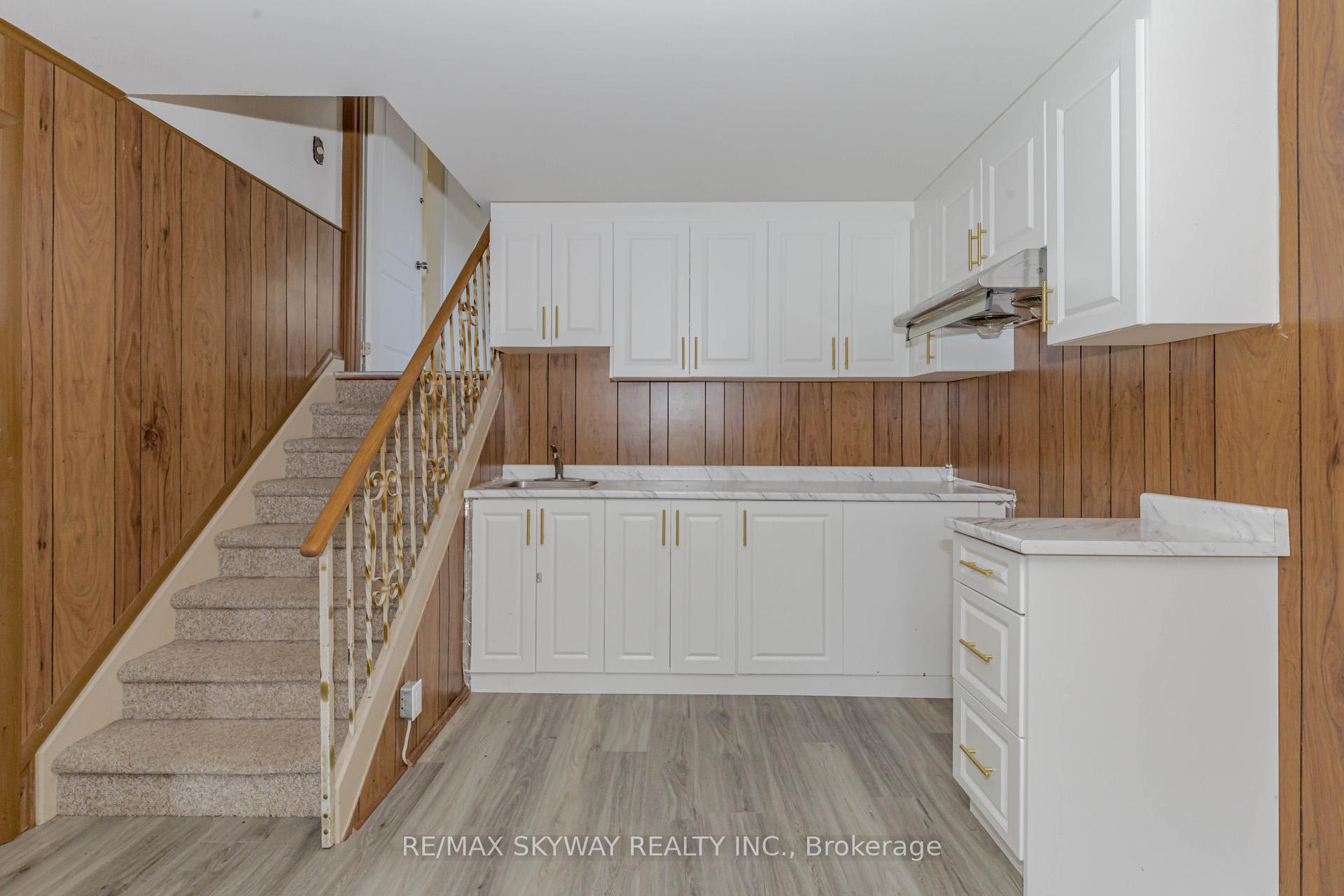 Photo 30 of 115 Aloma Crescent W, Brampton, Avondale — HOMEH