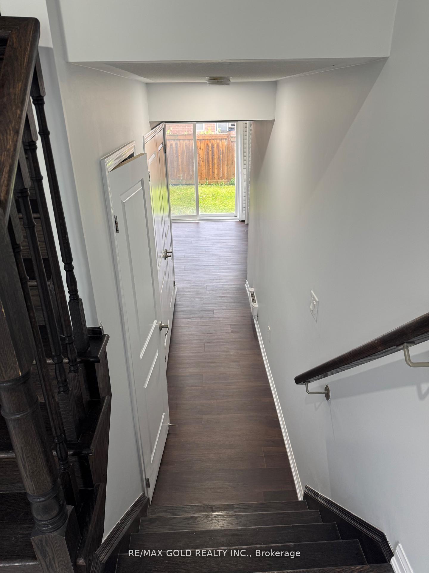 Photo 2 of 13 Viewforth Road, Brampton, Northwest Brampton — HOMEH
