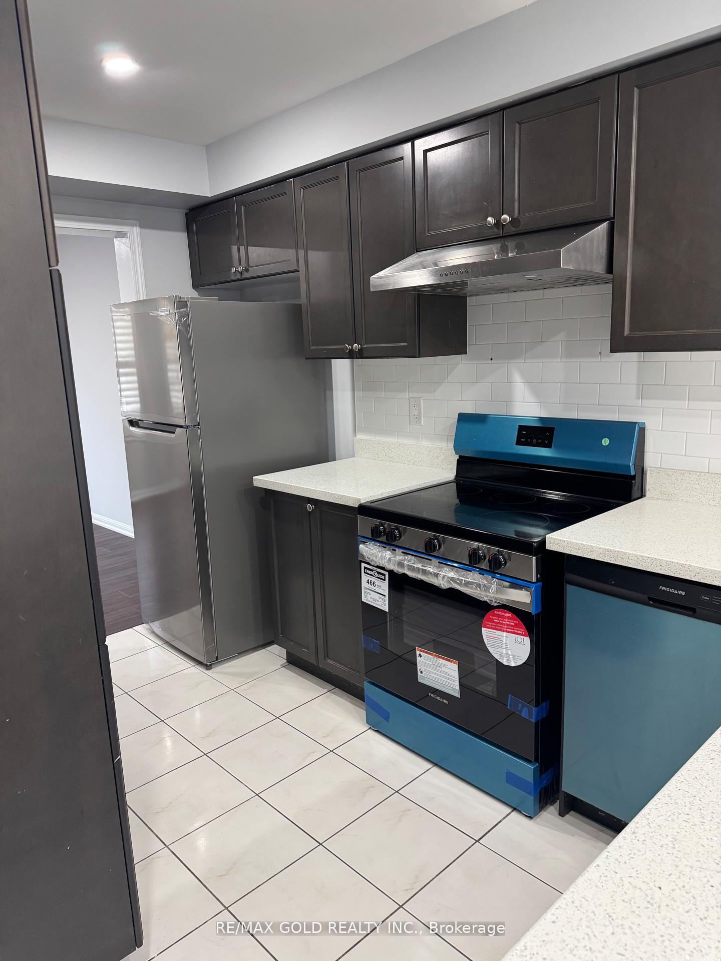 Photo 31 of 13 Viewforth Road, Brampton, Northwest Brampton — HOMEH