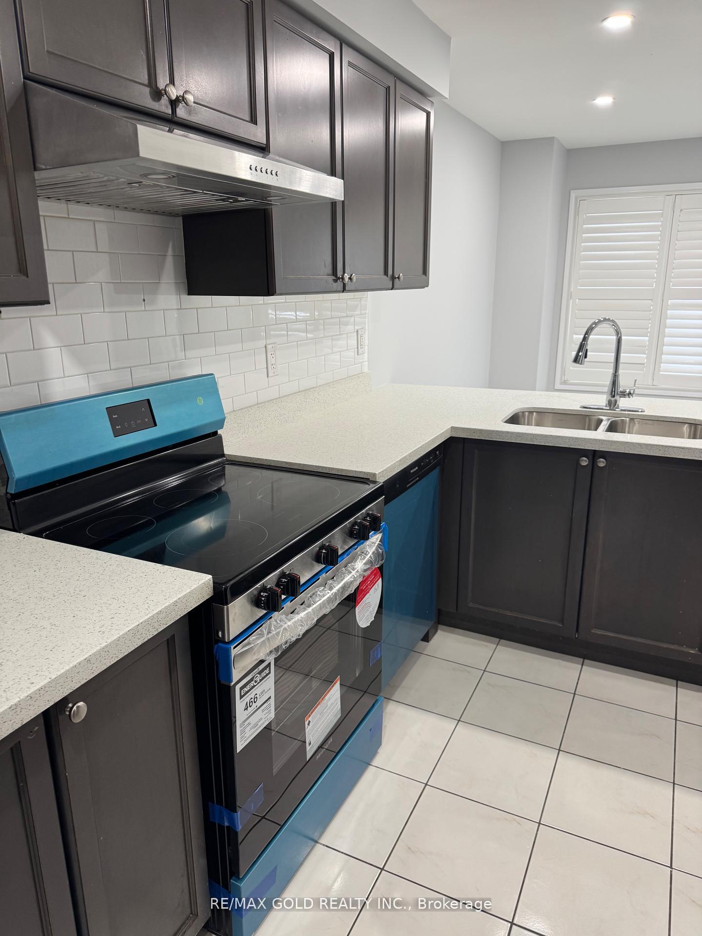 Photo 22 of 13 Viewforth Road, Brampton, Northwest Brampton — HOMEH