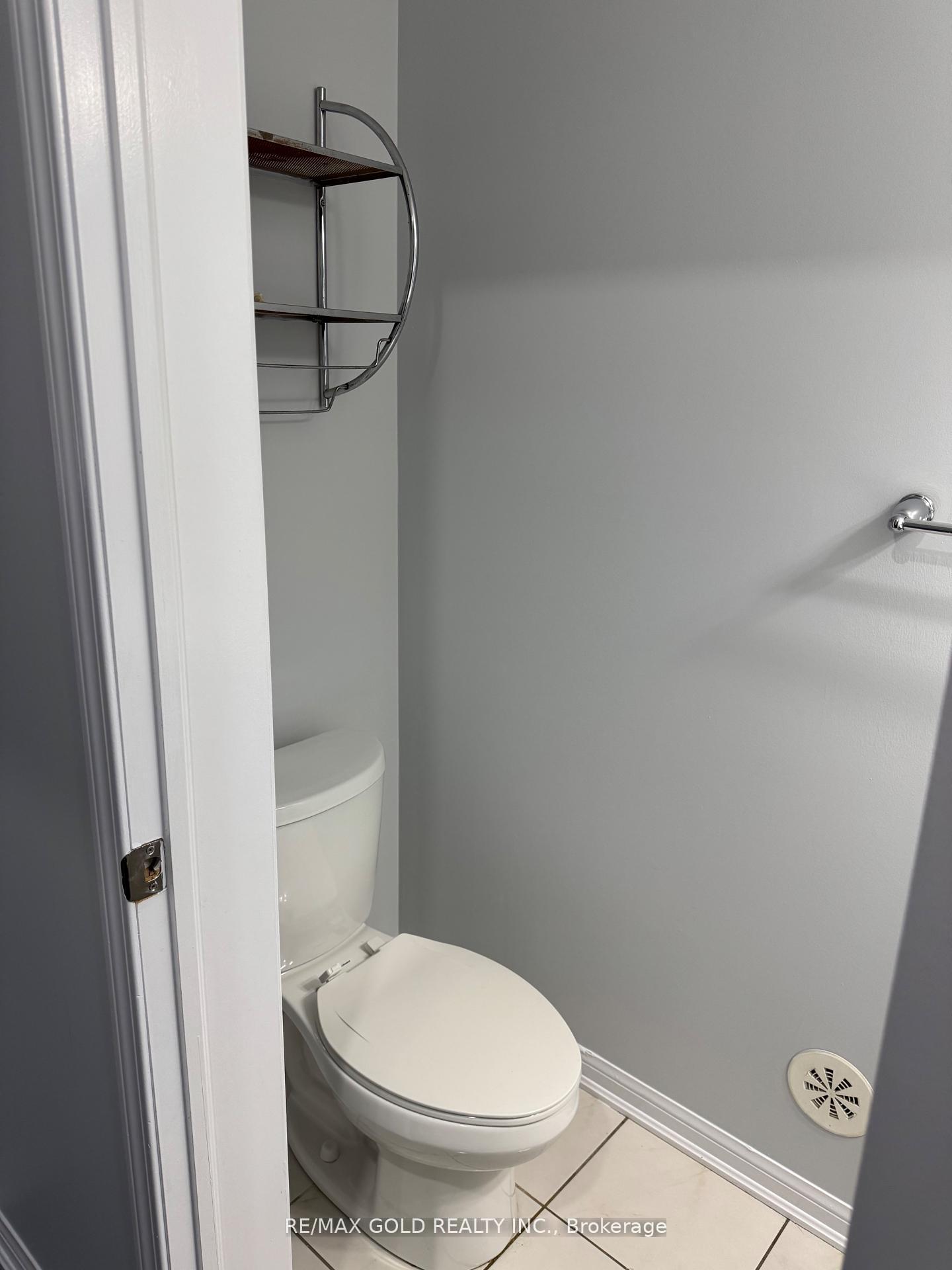 Photo 12 of 13 Viewforth Road, Brampton, Northwest Brampton — HOMEH