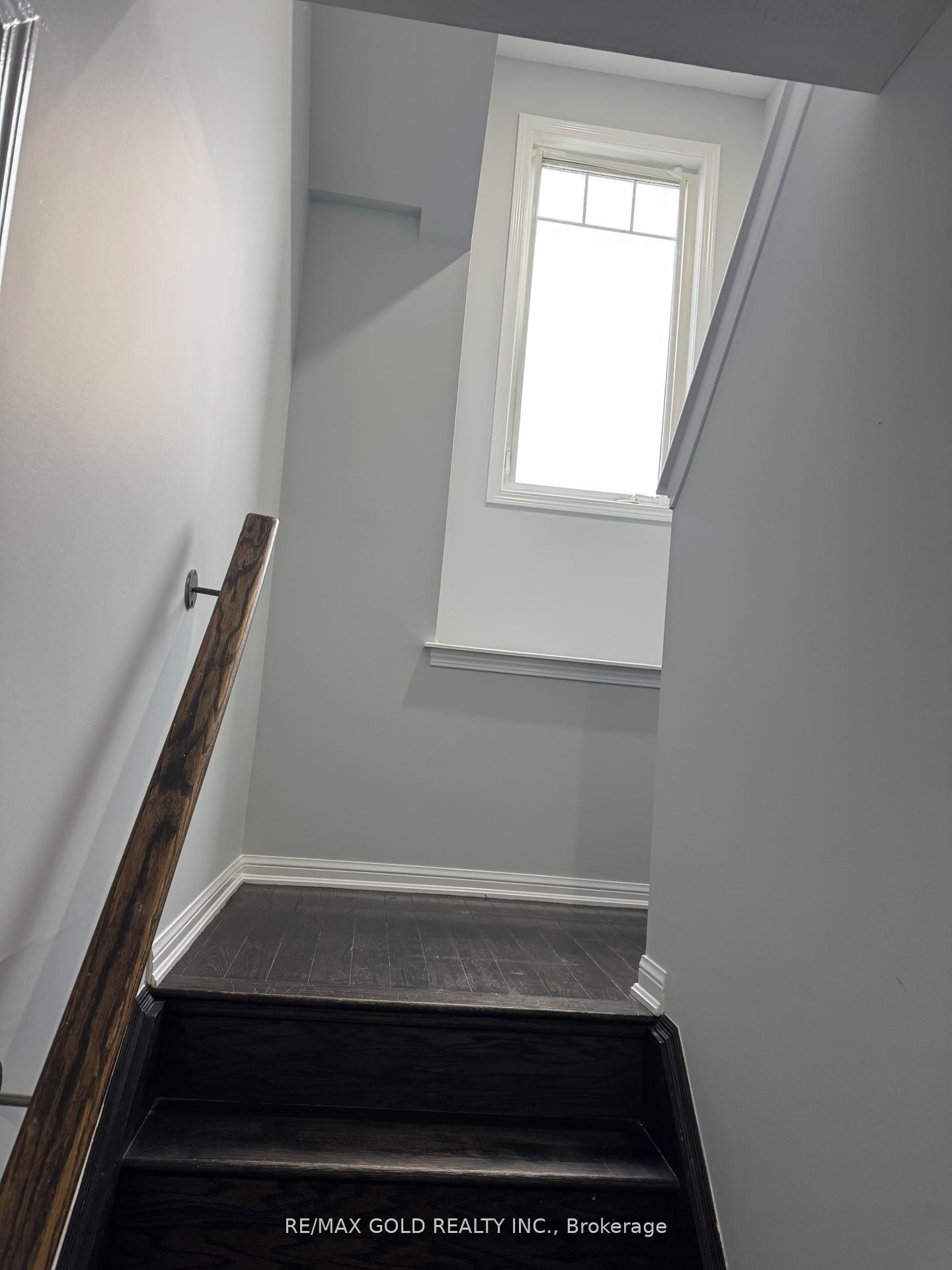 Photo 32 of 13 Viewforth Road, Brampton, Northwest Brampton — HOMEH