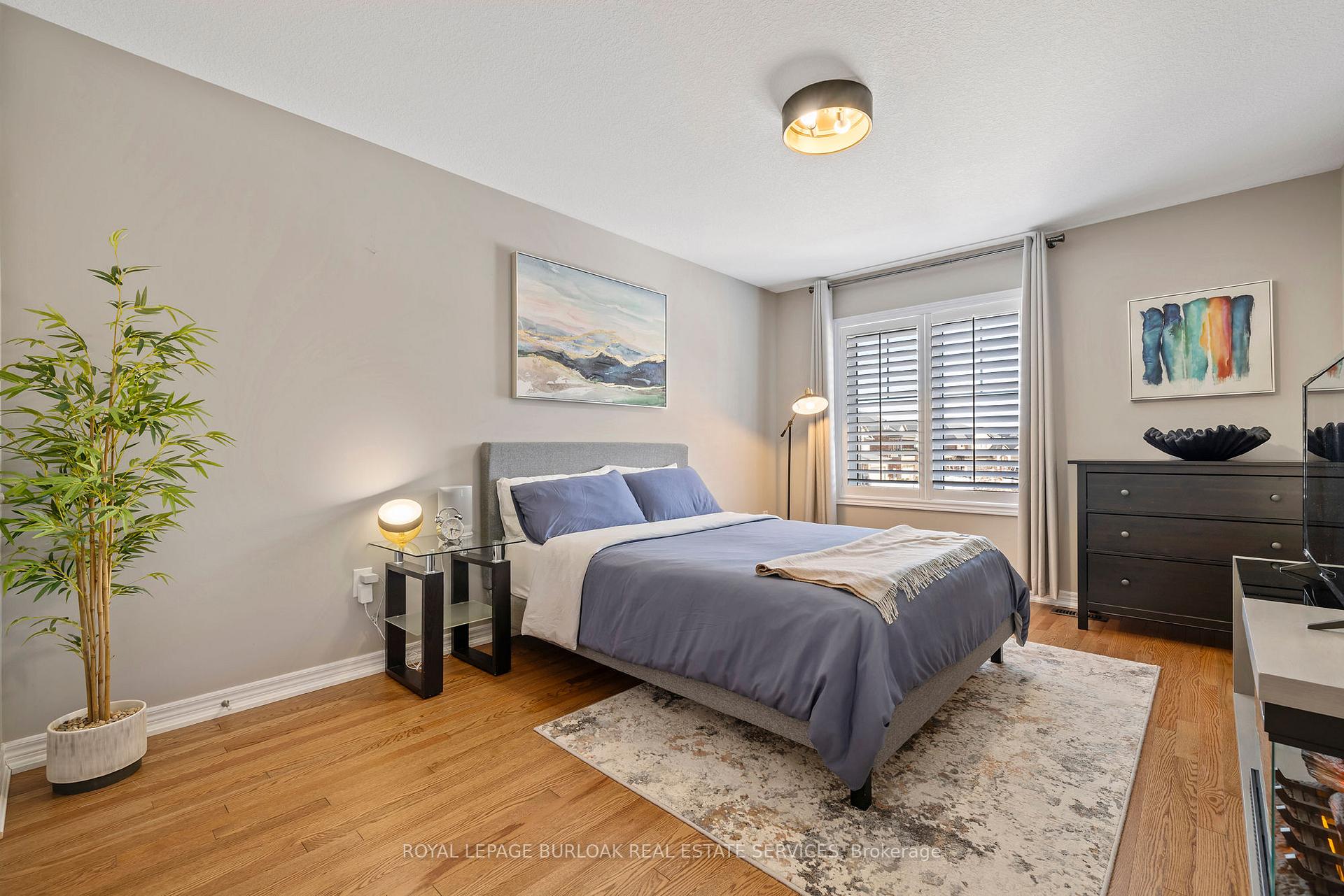 Photo 24 of 92 Cutts Crescent, Hamilton, Binbrook — HOMEH