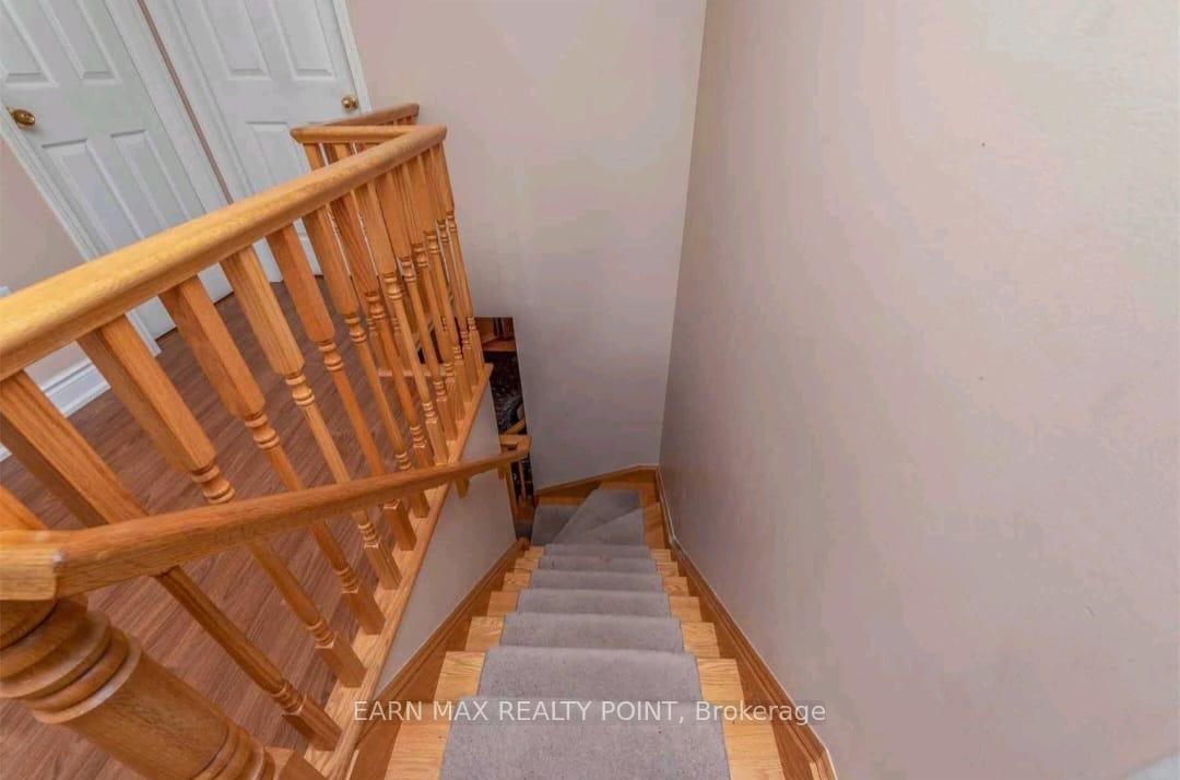 Photo 12 of 22 Tawnie Crescent, Brampton, Credit Valley — HOMEH