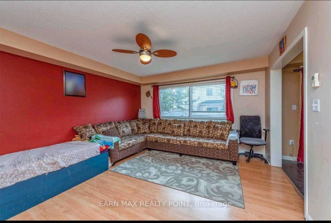 Photo 16 of 22 Tawnie Crescent, Brampton, Credit Valley — HOMEH