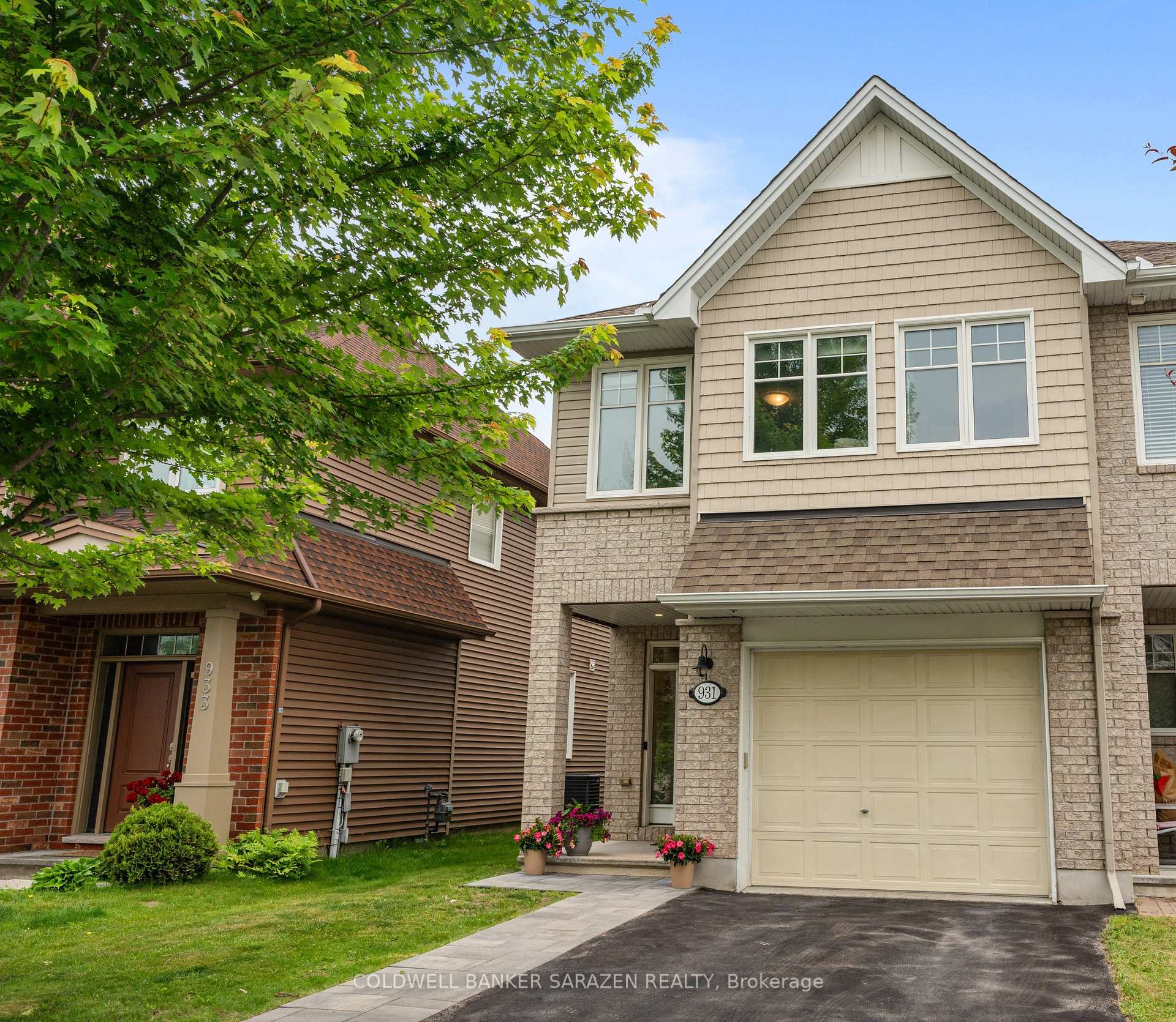 Photo 2 of 931 Bunchberry Way, Ottawa, Blossom Park/Kemp Park/Findlay Creek — HOMEH
