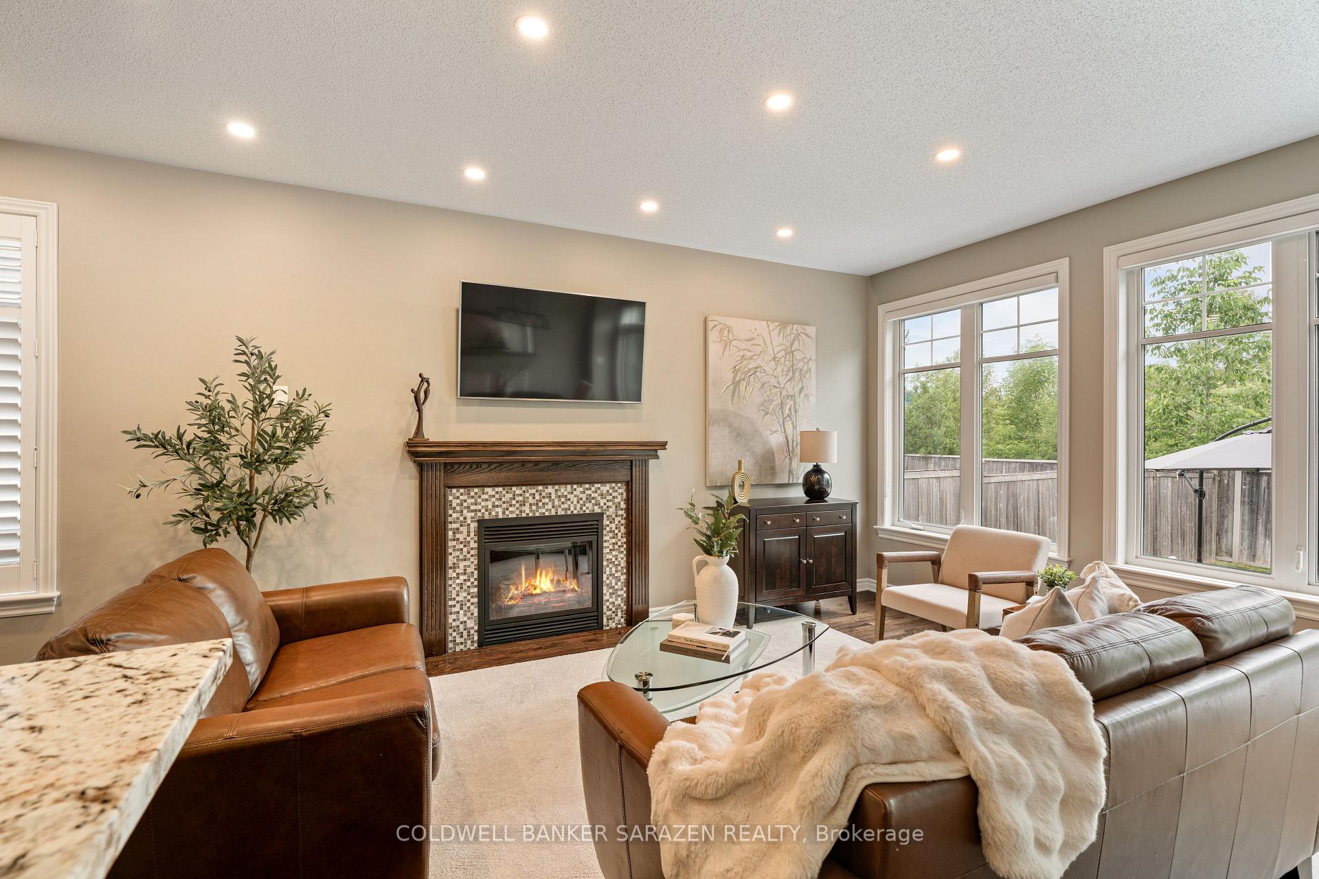 Photo 10 of 931 Bunchberry Way, Ottawa, Blossom Park/Kemp Park/Findlay Creek — HOMEH