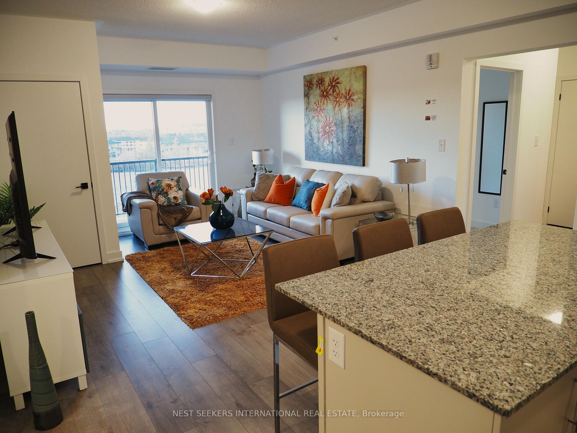 Photo 2 of Unit 308, 4 Spice Way, Barrie, Rural Barrie Southeast — HOMEH