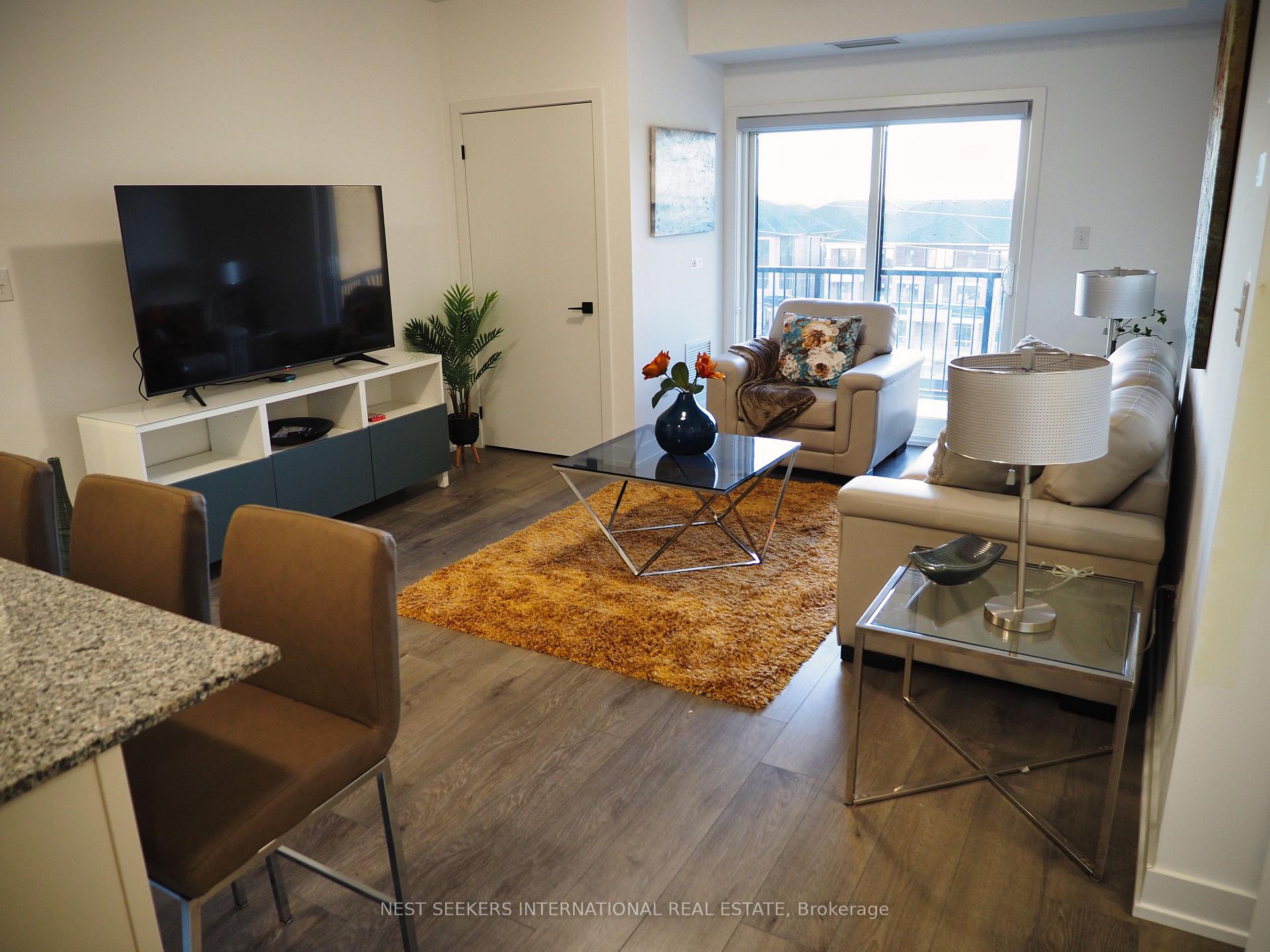 Photo 3 of Unit 308, 4 Spice Way, Barrie, Rural Barrie Southeast — HOMEH
