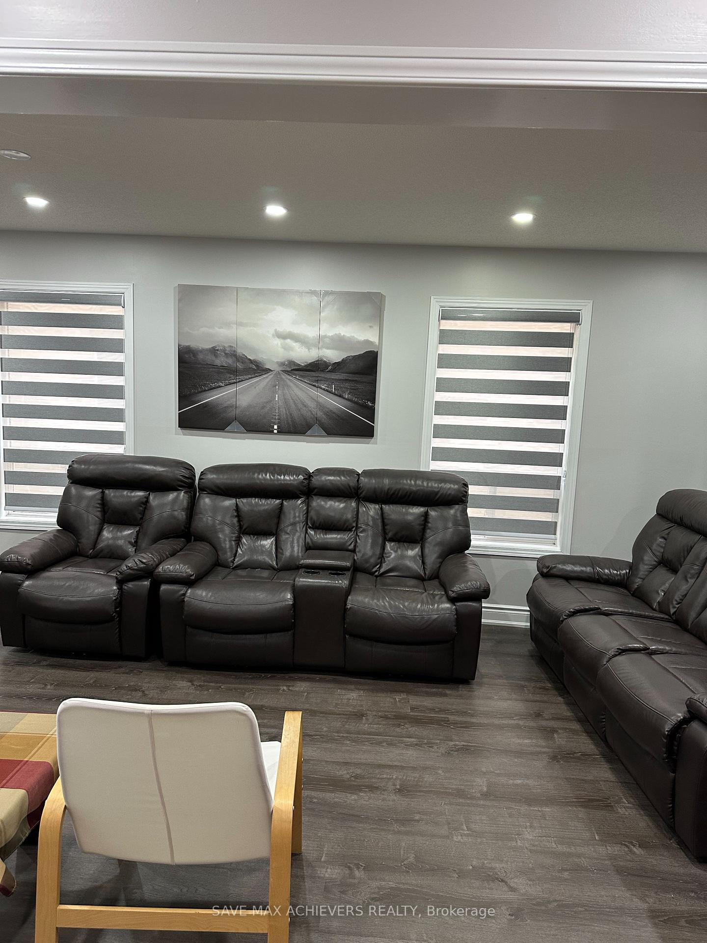 Photo 8 of 45 Riverplace Crescent, Brampton, Bram East — HOMEH