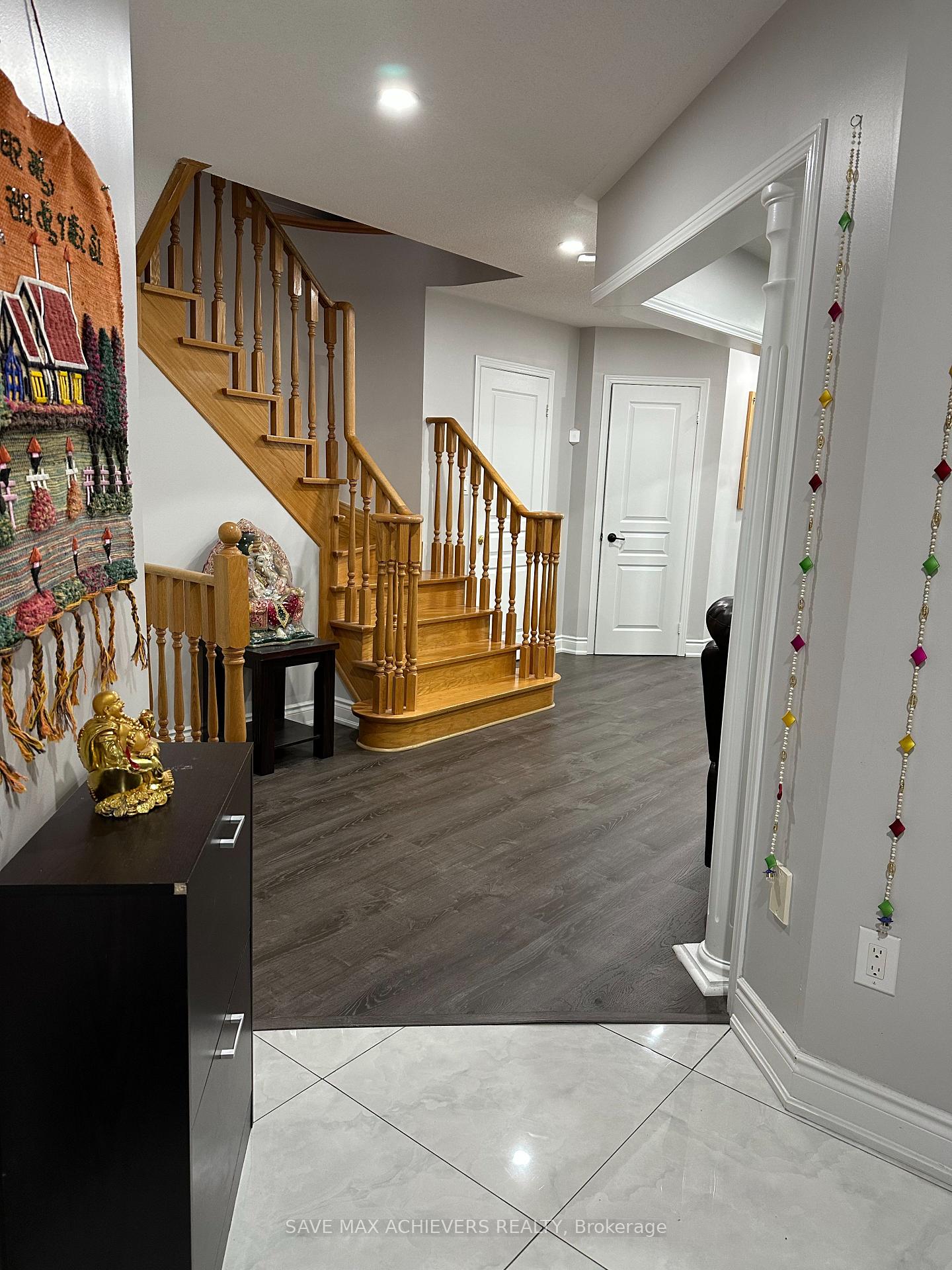 Photo 11 of 45 Riverplace Crescent, Brampton, Bram East — HOMEH