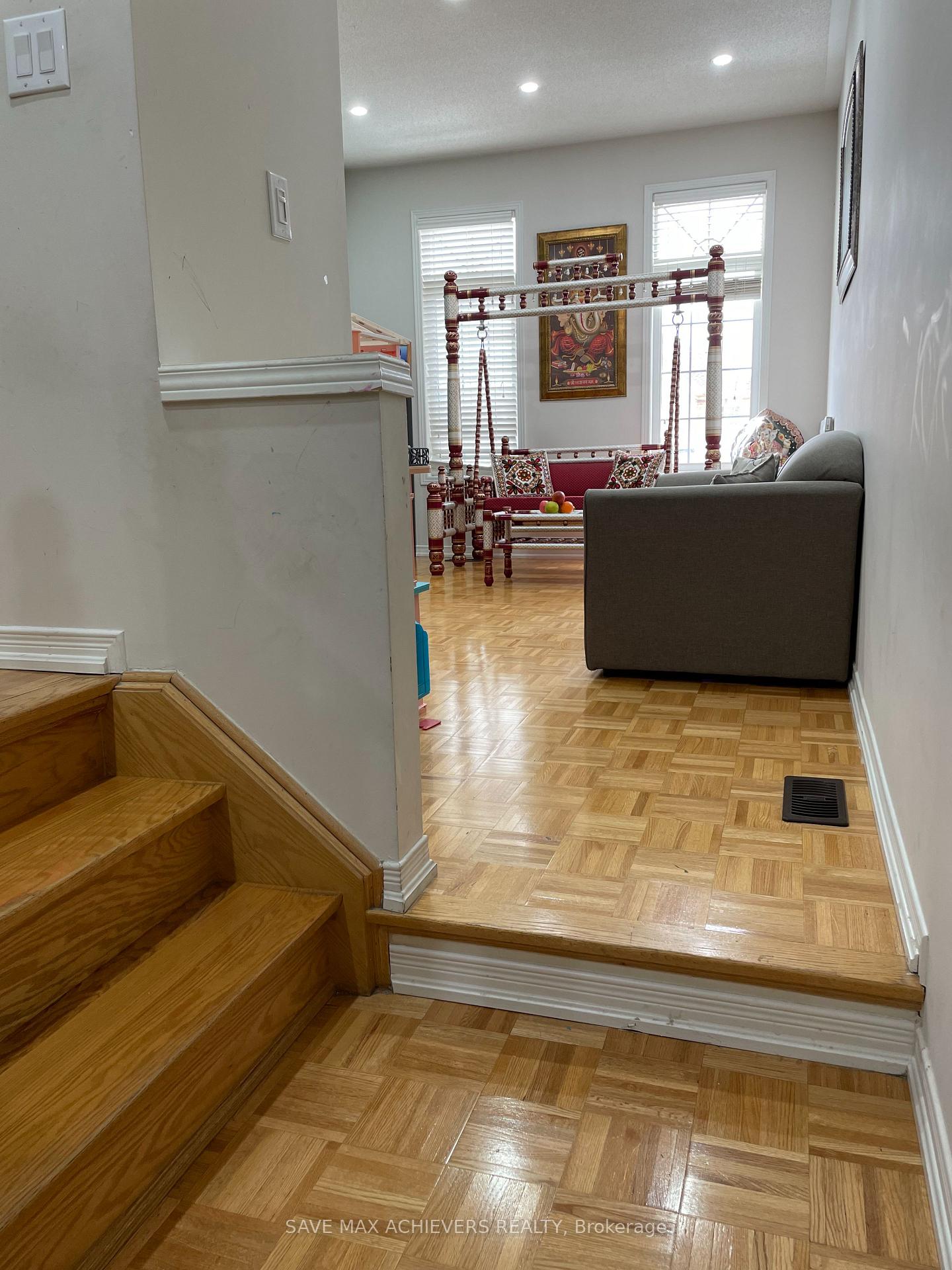 Photo 14 of 45 Riverplace Crescent, Brampton, Bram East — HOMEH