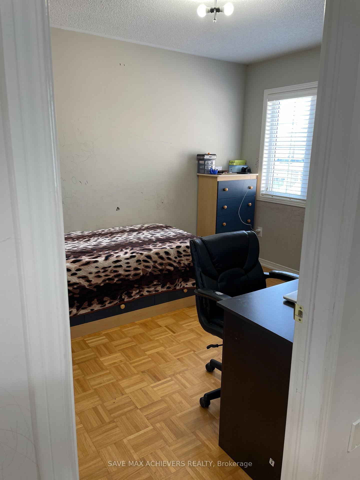 Photo 15 of 45 Riverplace Crescent, Brampton, Bram East — HOMEH